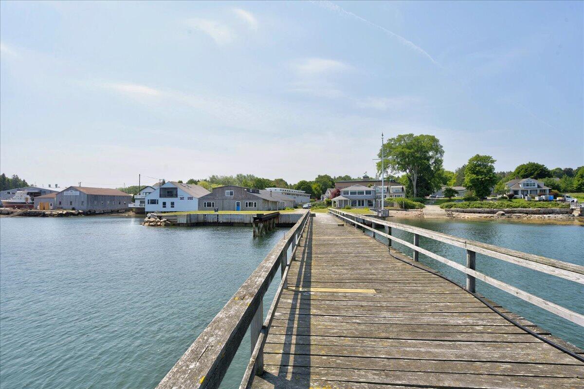 109 + 113 Shore Road Property Photo 11