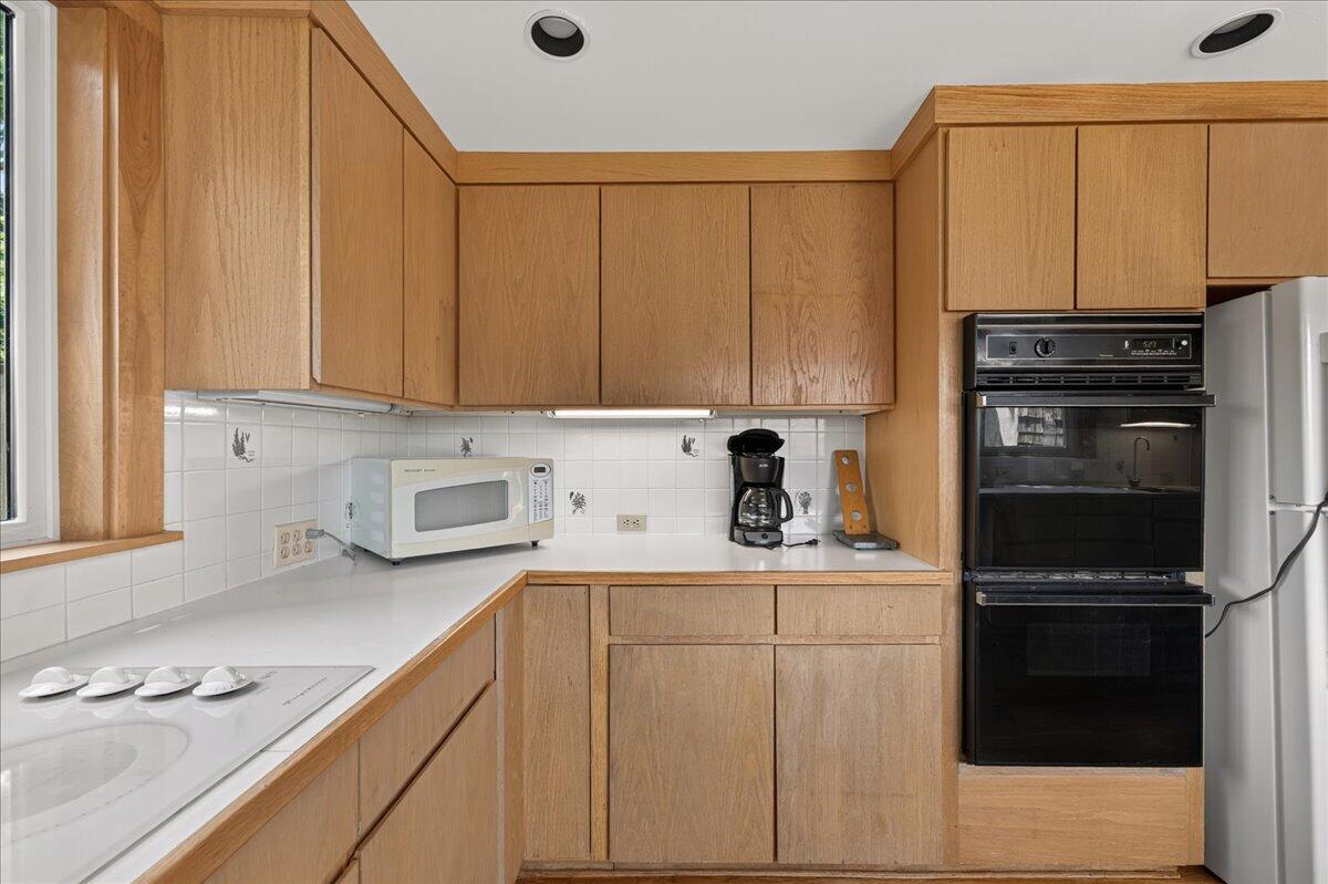 109 + 113 Shore Road Property Photo 16