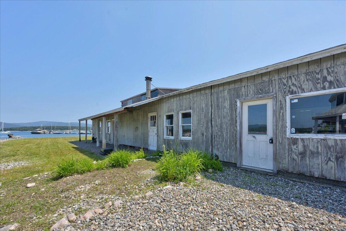 109 + 113 Shore Road Property Photo 42