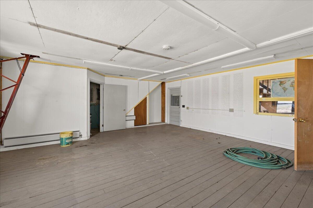 109 + 113 Shore Road Property Photo 45