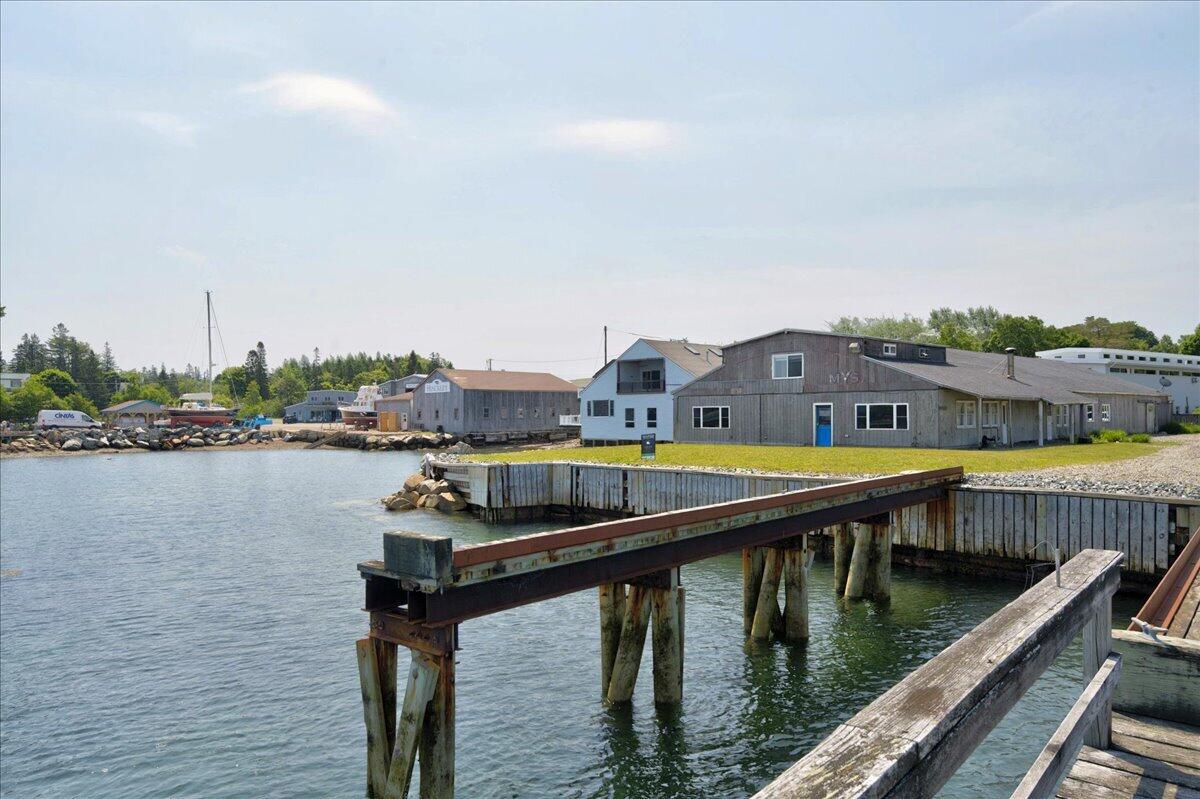109 + 113 Shore Road Property Photo 48
