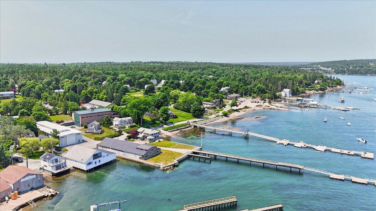 109 + 113 Shore Road Property Photo 52