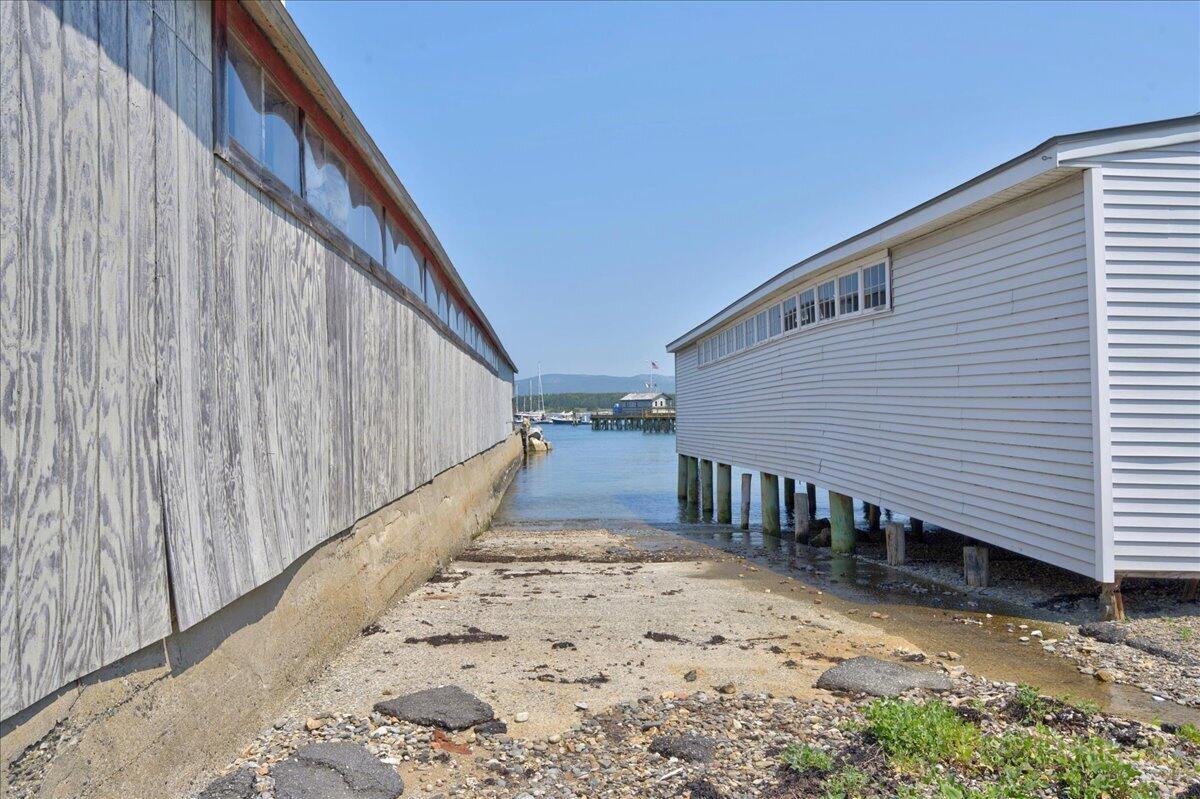 109 + 113 Shore Road Property Photo 69