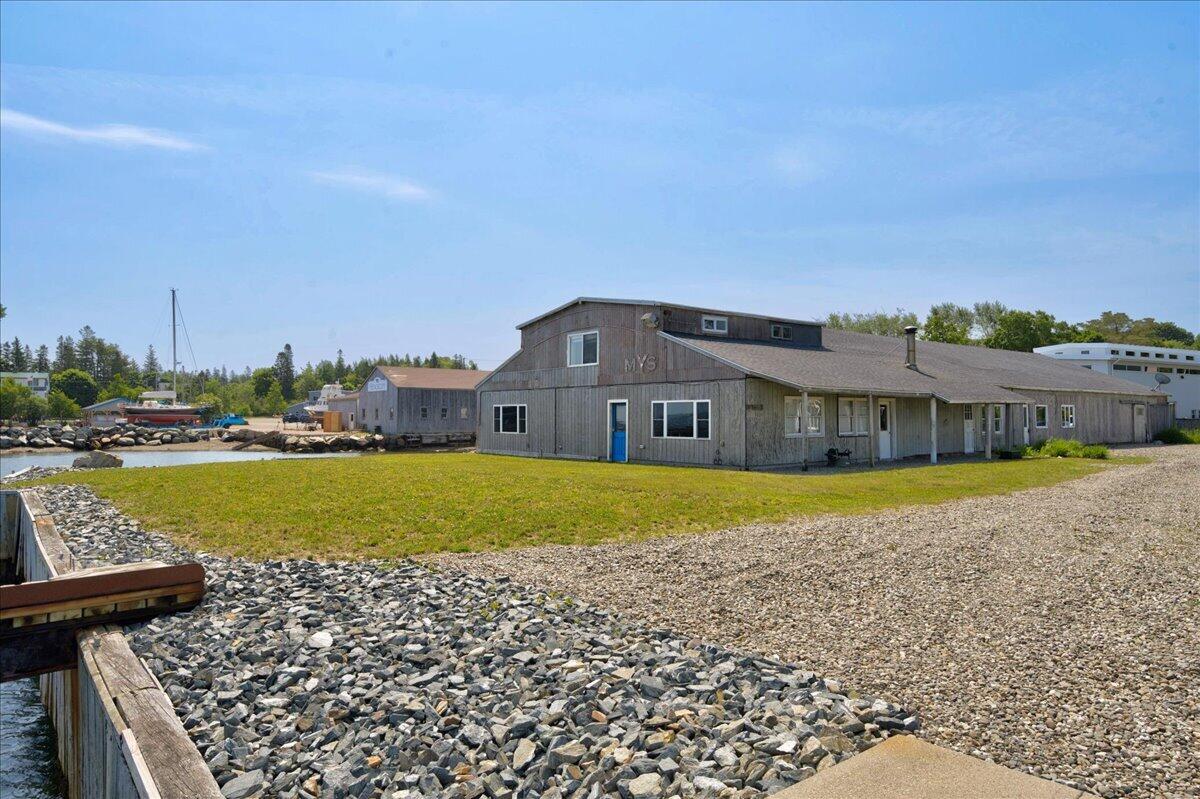 109 + 113 Shore Road Property Photo 73