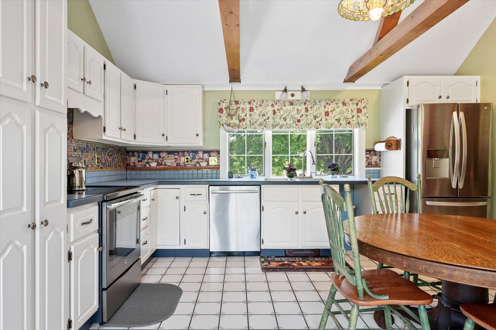1224 Dover Road Property Photo 9