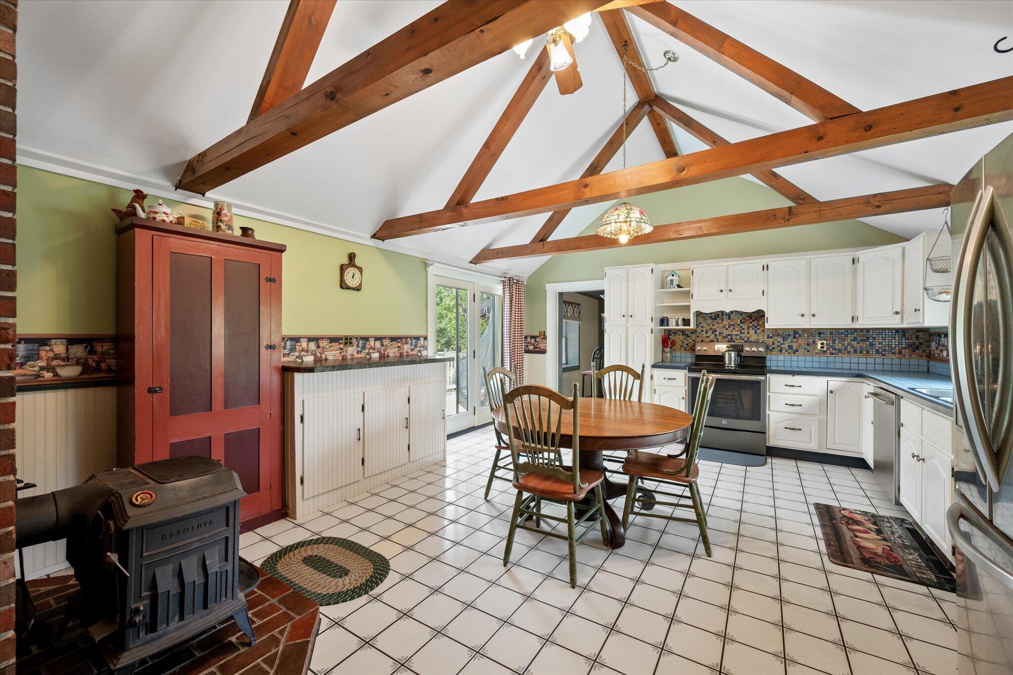 1224 Dover Road Property Photo 13