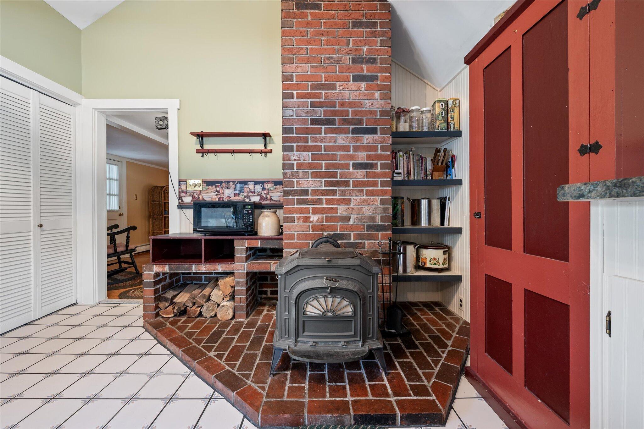 1224 Dover Road Property Photo 14