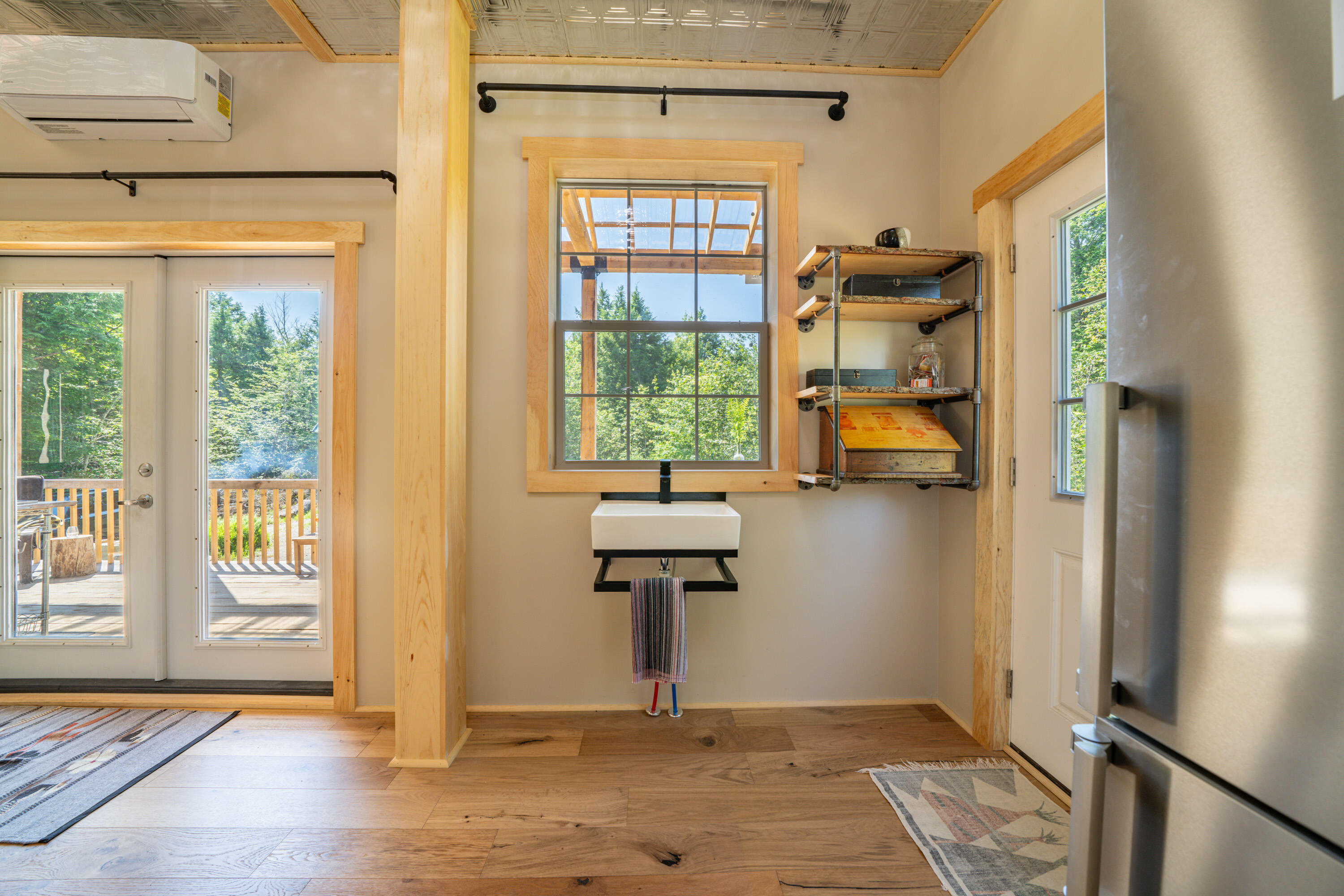 124 Albin Road Property Photo 11