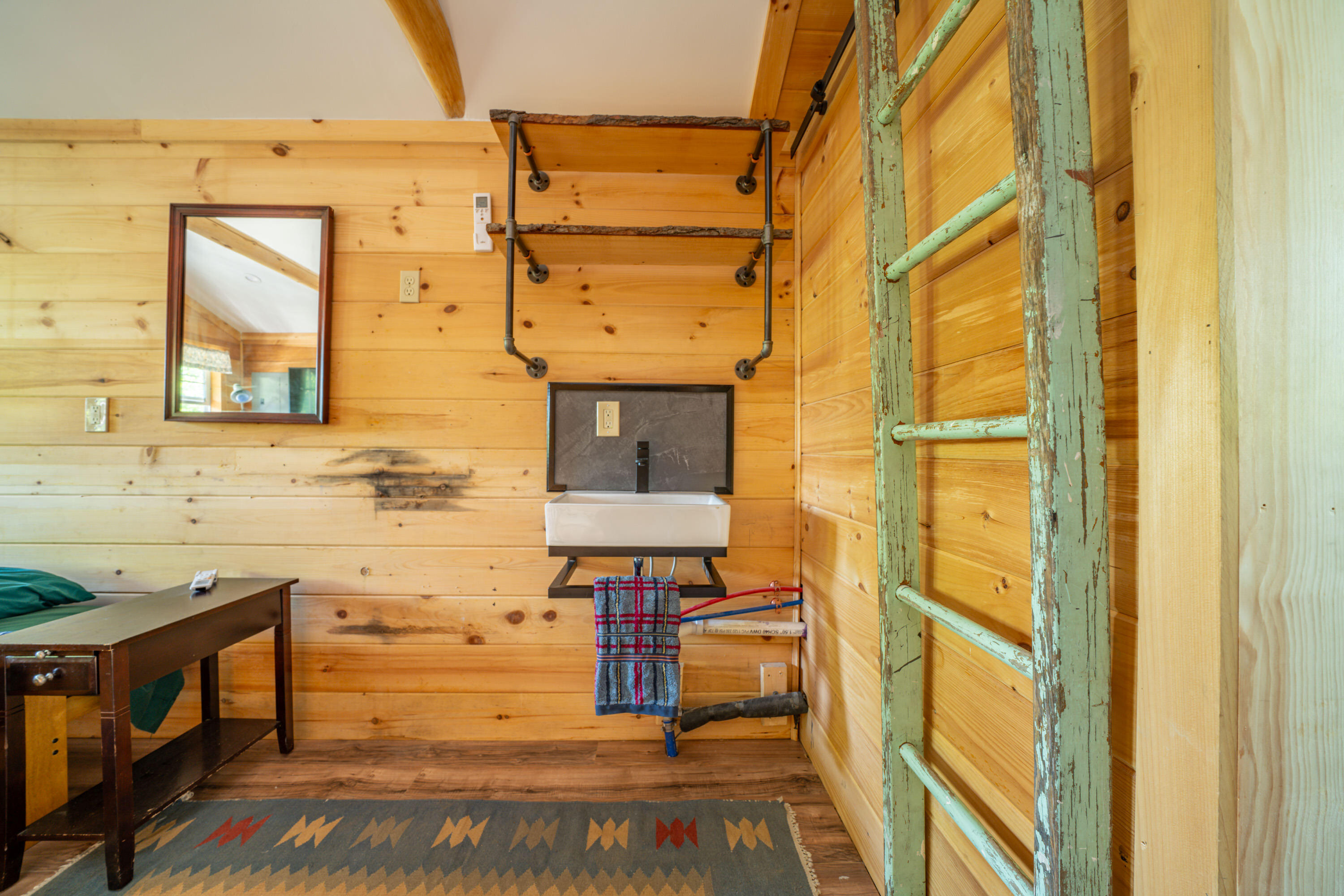 124 Albin Road Property Photo 14