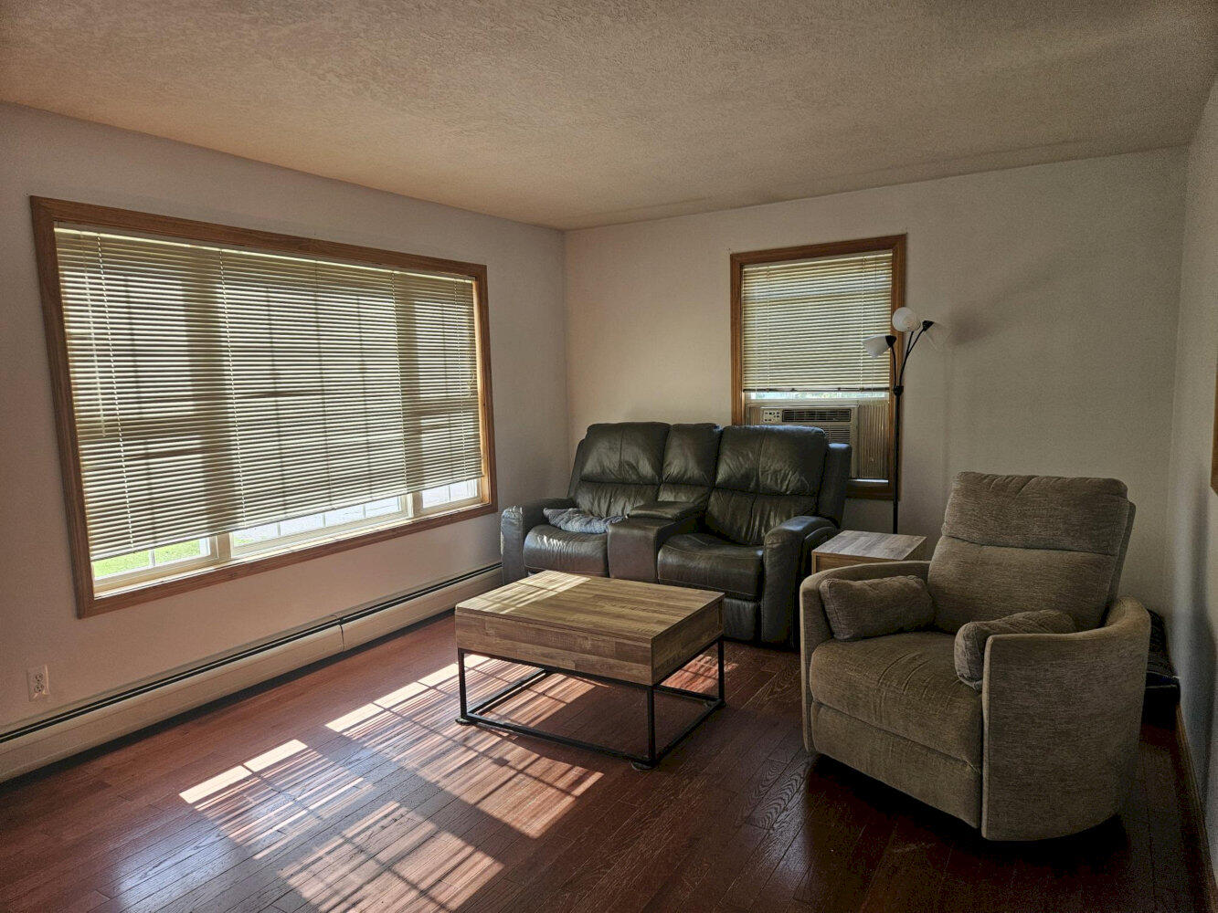 1029 E River Road Property Photo 20