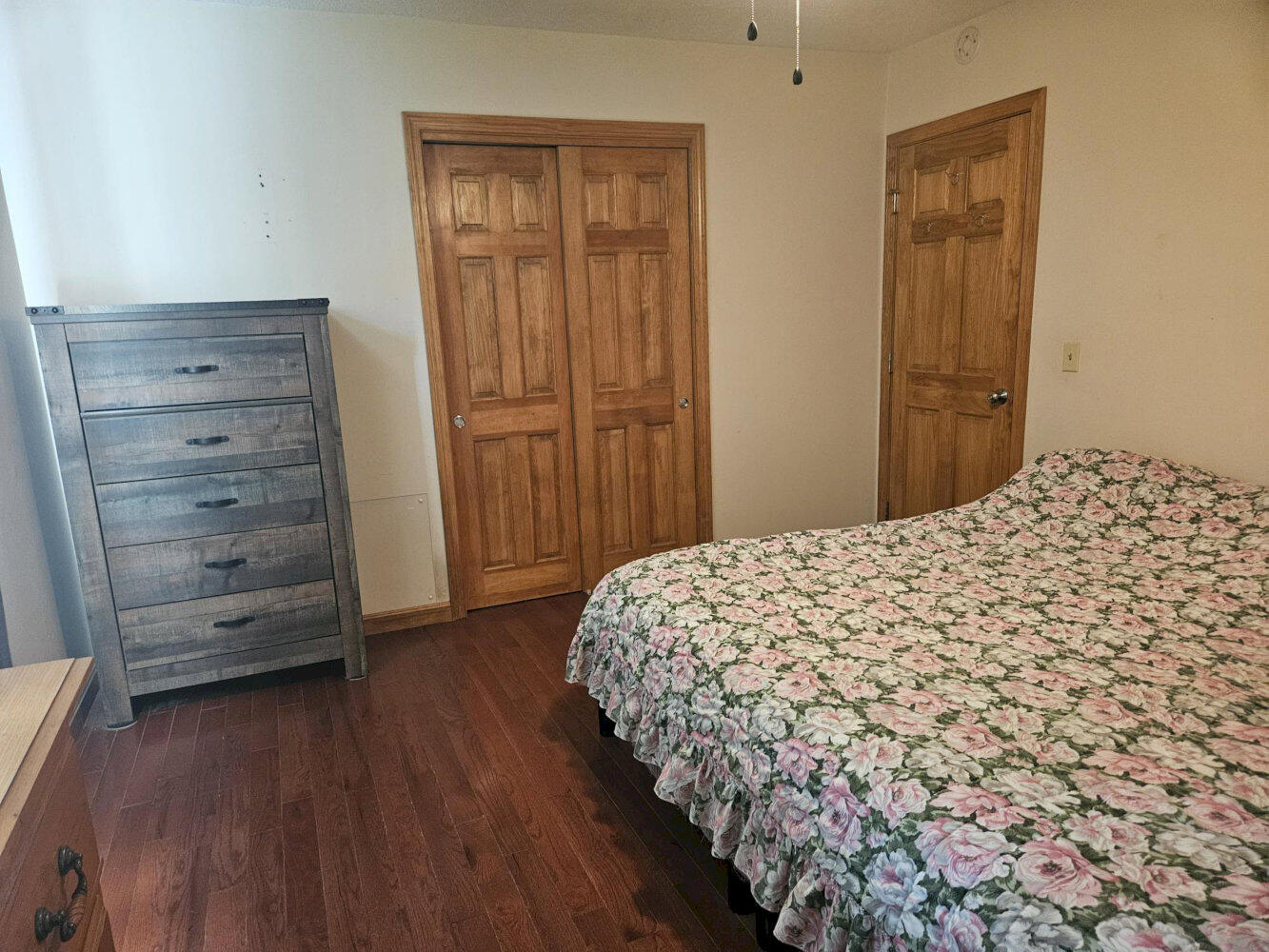 1029 E River Road Property Photo 23
