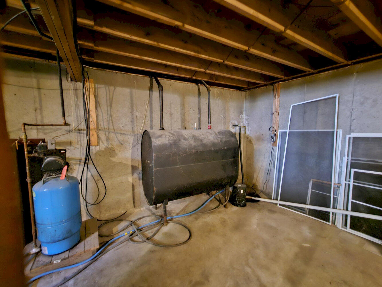 1029 E River Road Property Photo 35