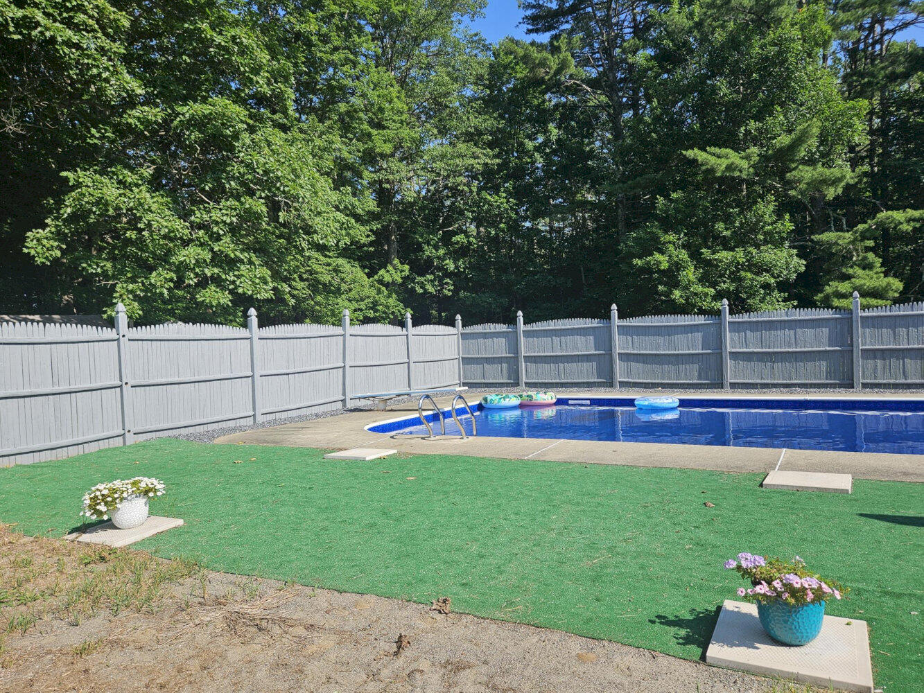 1029 E River Road Property Photo 41