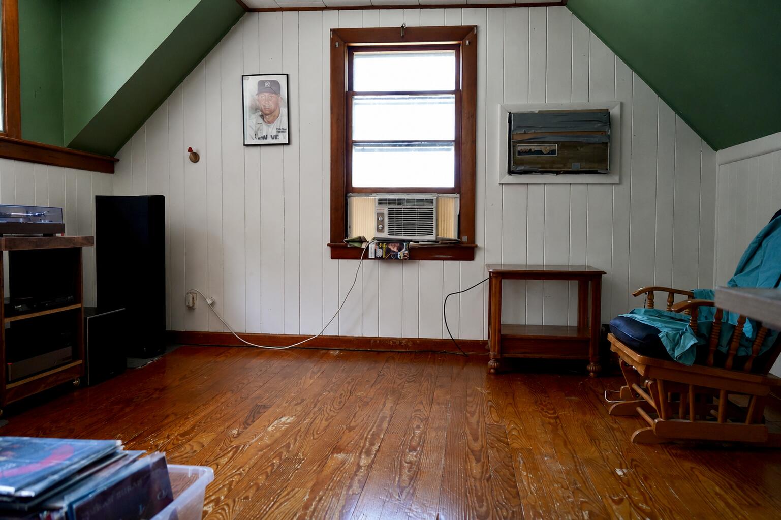 262 Hartland Avenue Property Photo 27