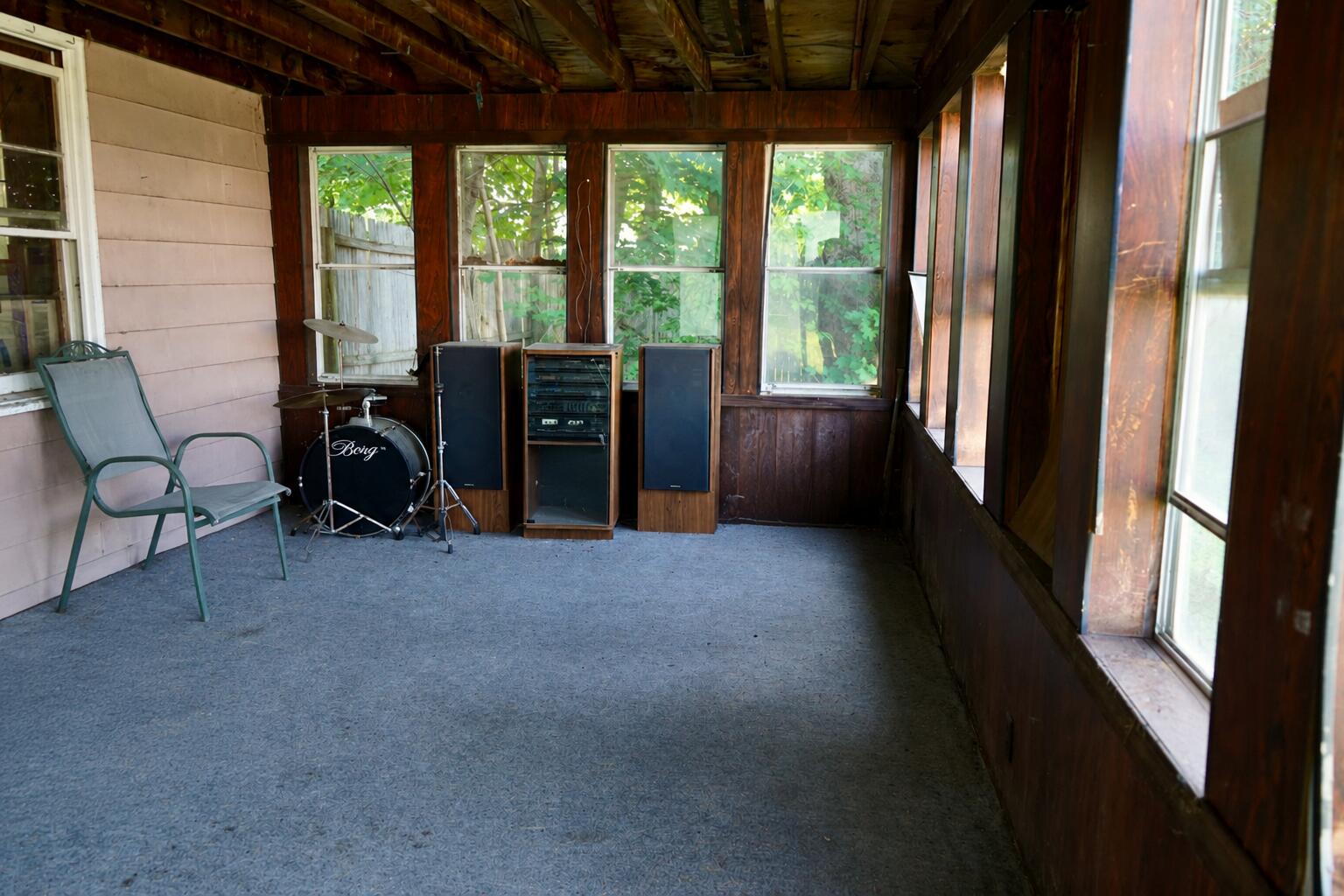 262 Hartland Avenue Property Photo 35