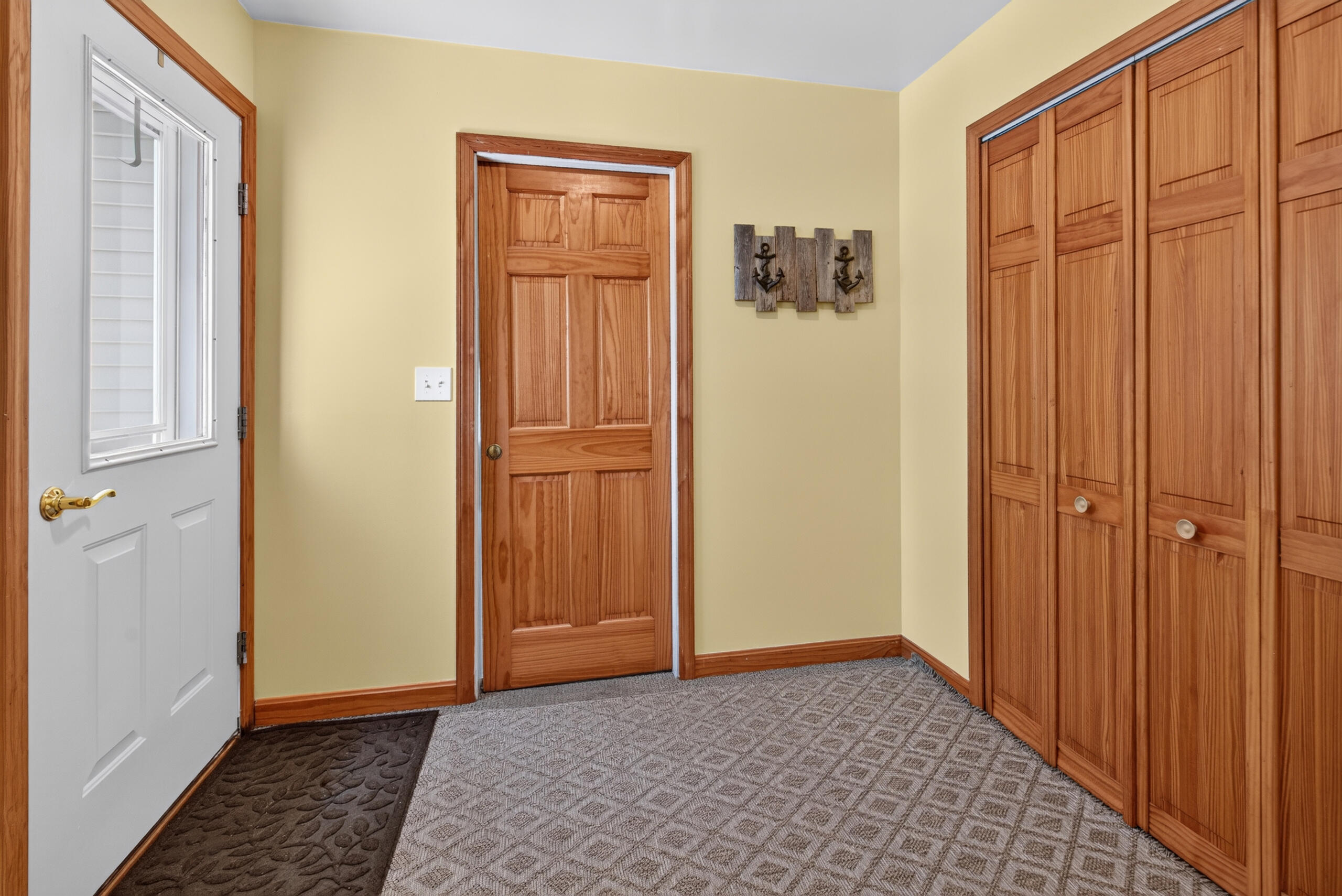 40 Forest Hill Property Photo 10