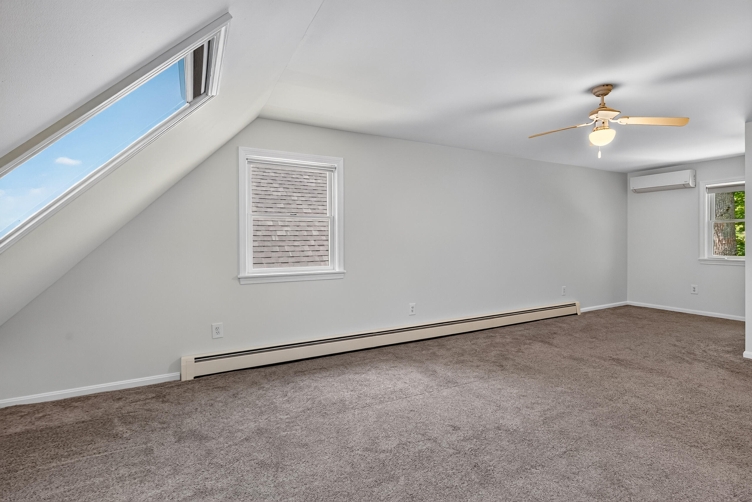 40 Forest Hill Property Photo 49