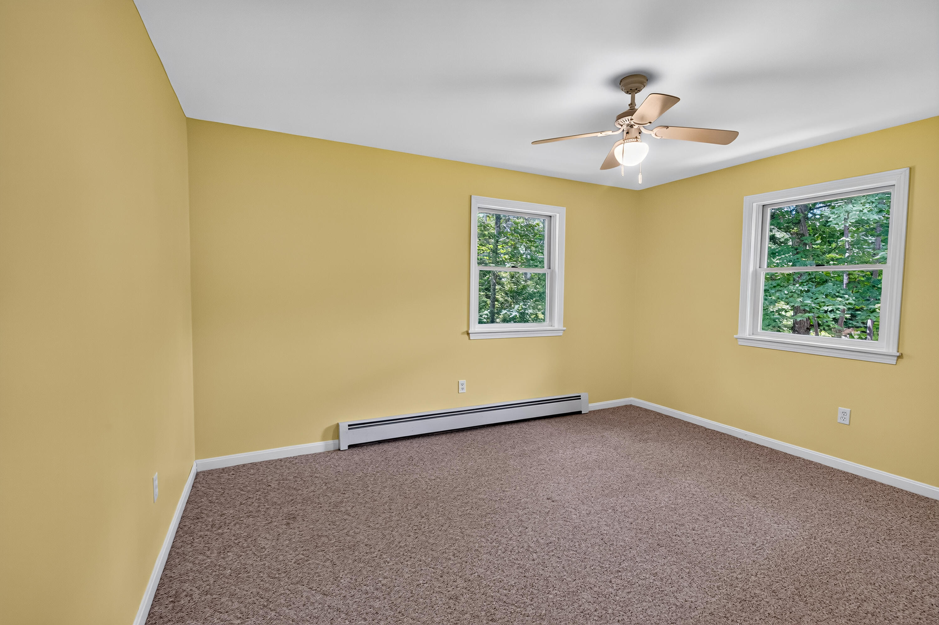 40 Forest Hill Property Photo 54