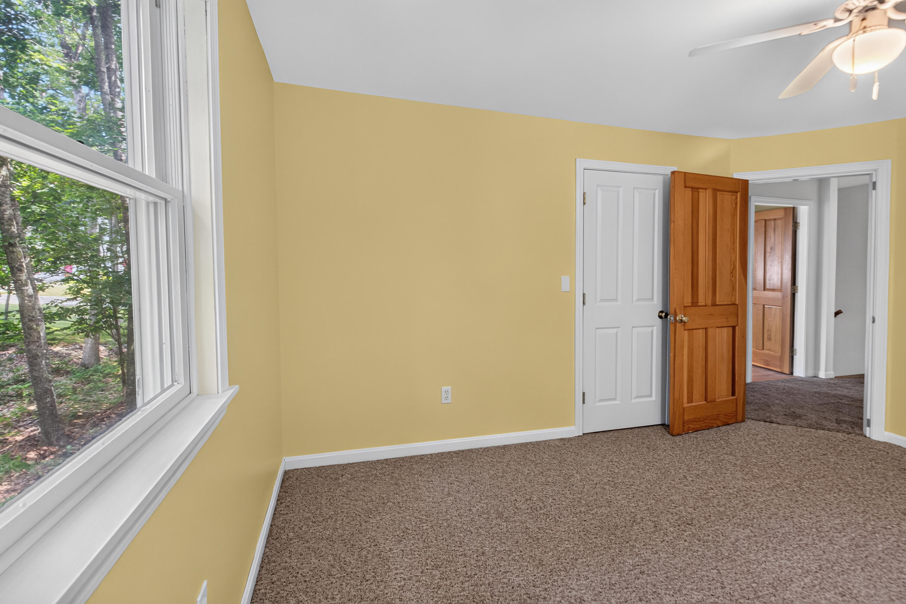 40 Forest Hill Property Photo 56