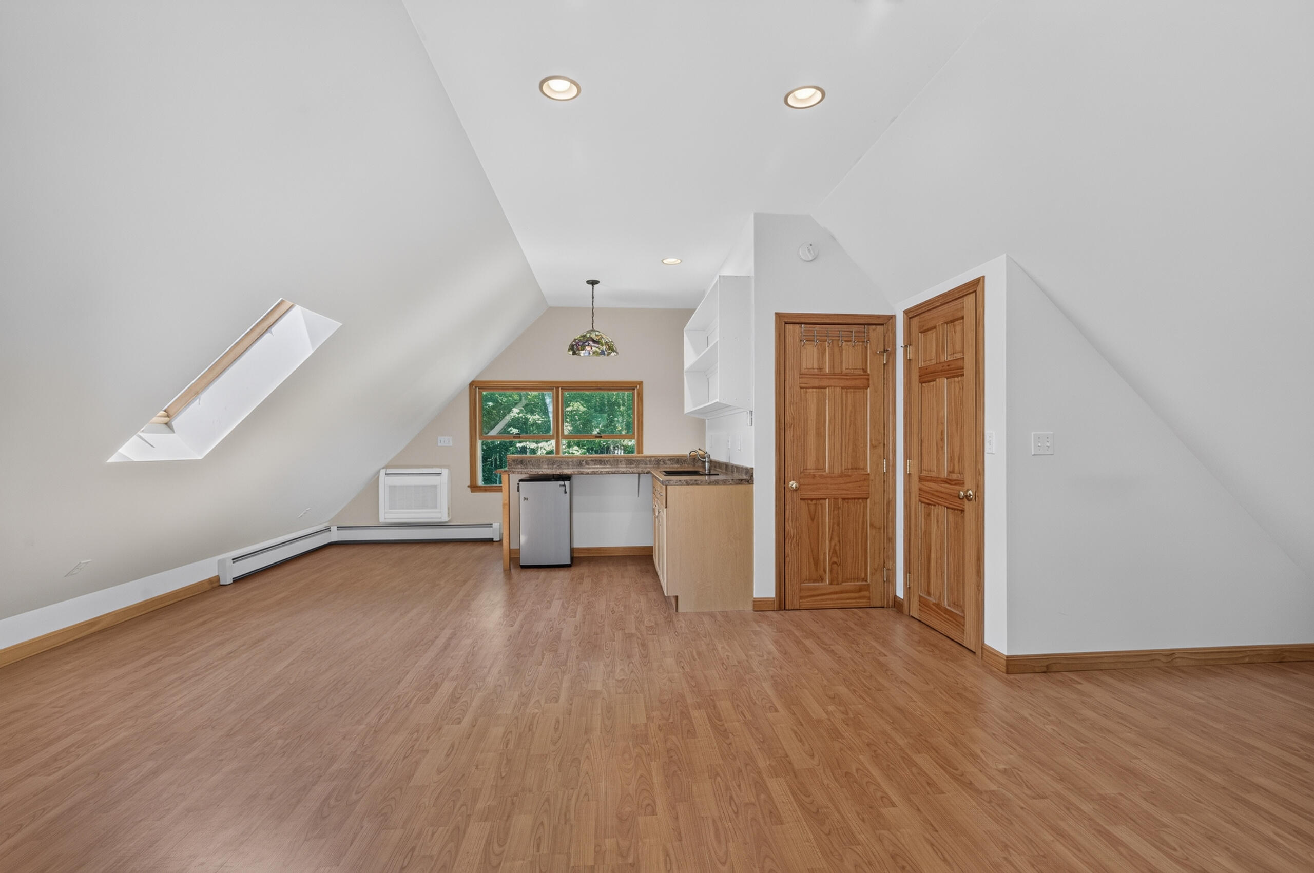 40 Forest Hill Property Photo 66