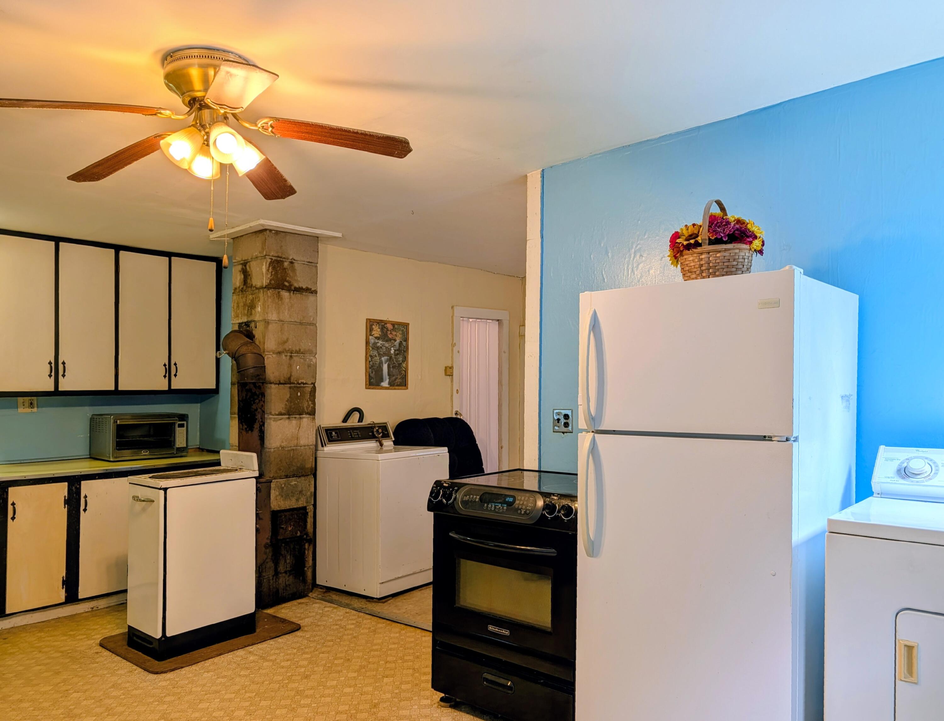 372 River Road Property Photo 9