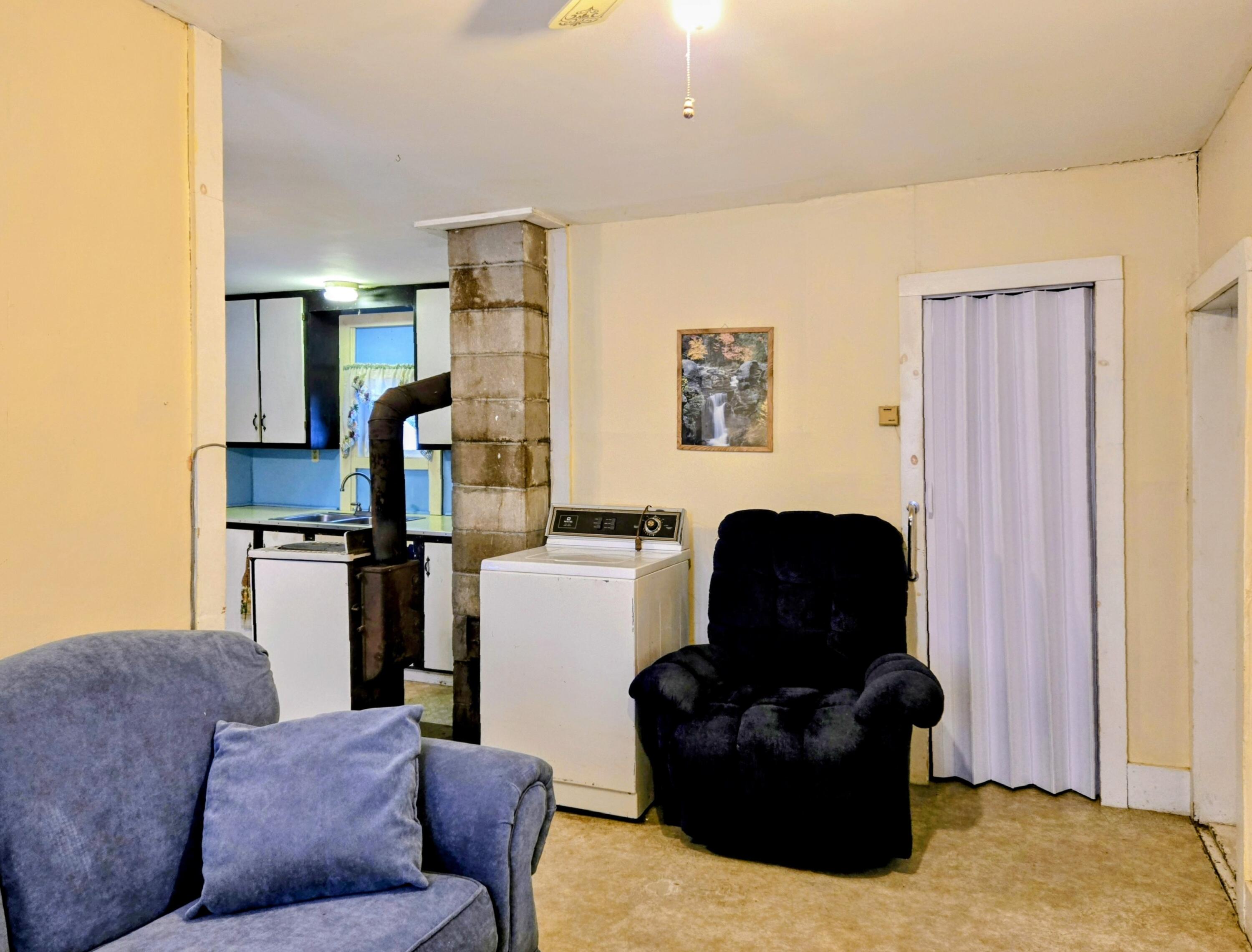 372 River Road Property Photo 29