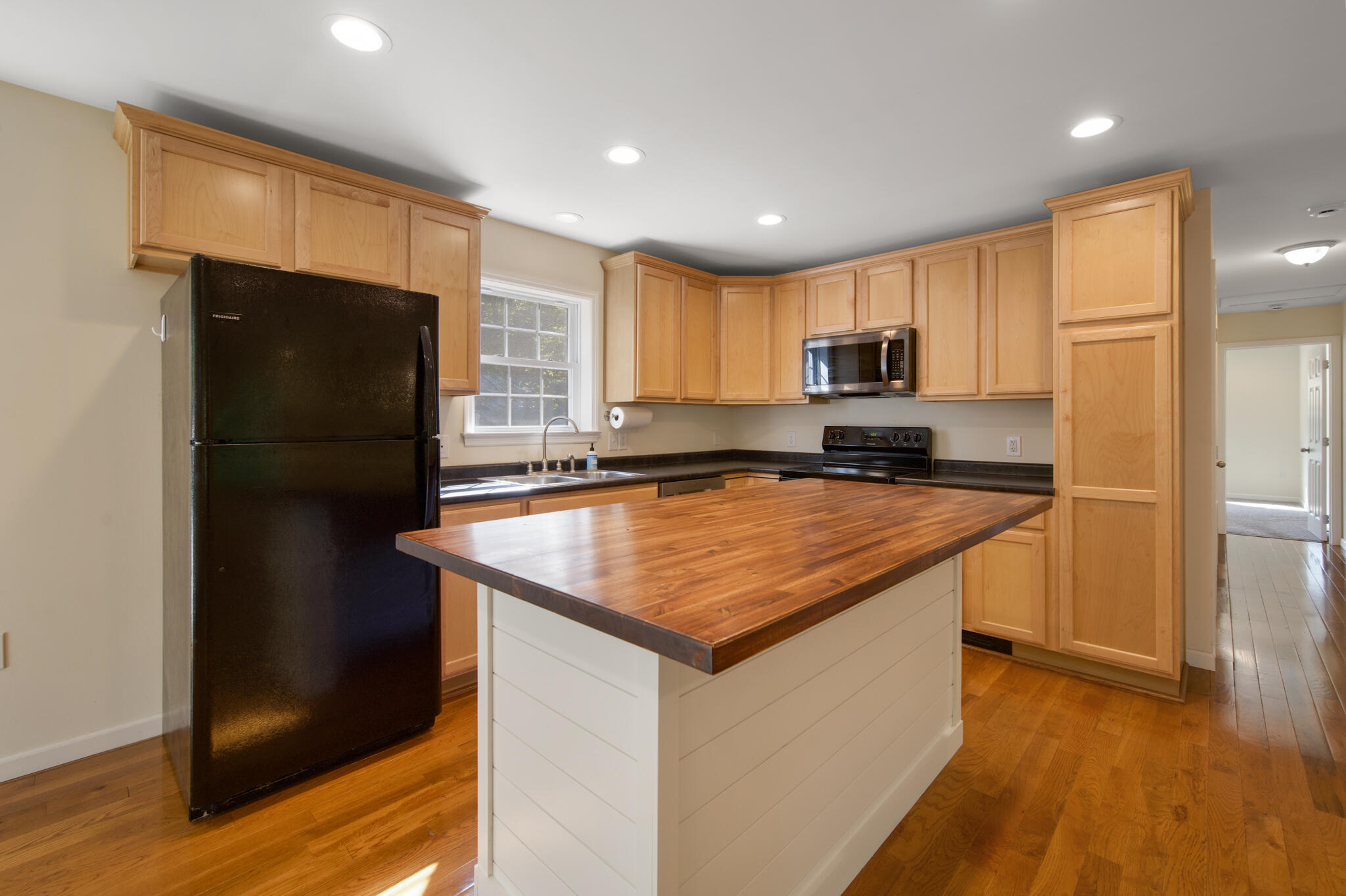 48 Peters Street Property Photo 4
