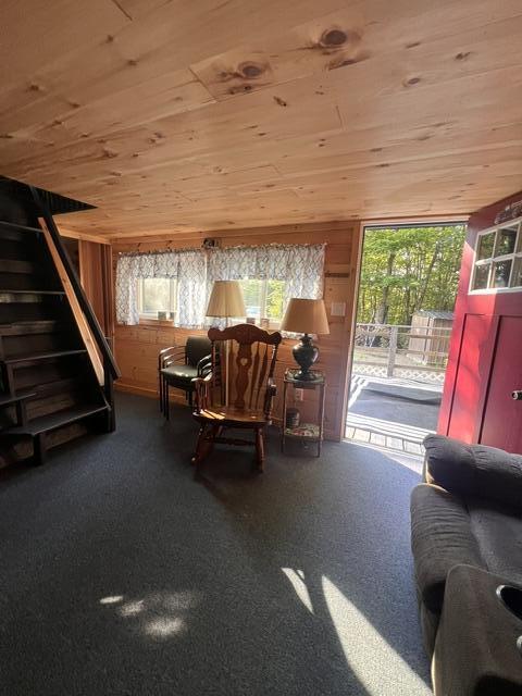 684 Estabrook Road Property Photo 6