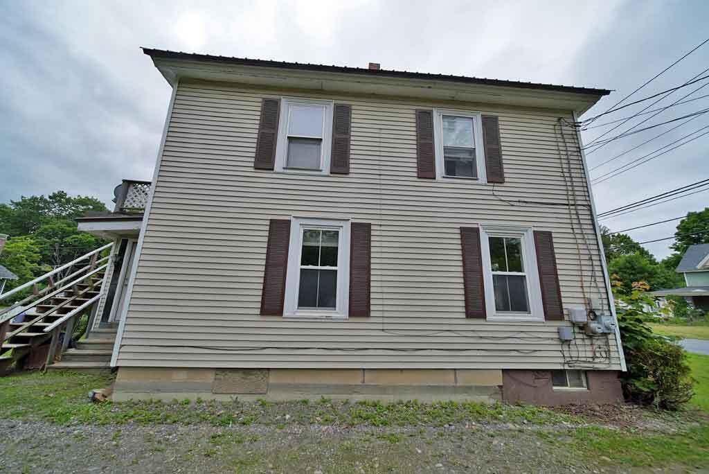 49 Pleasant Street Property Photo 3