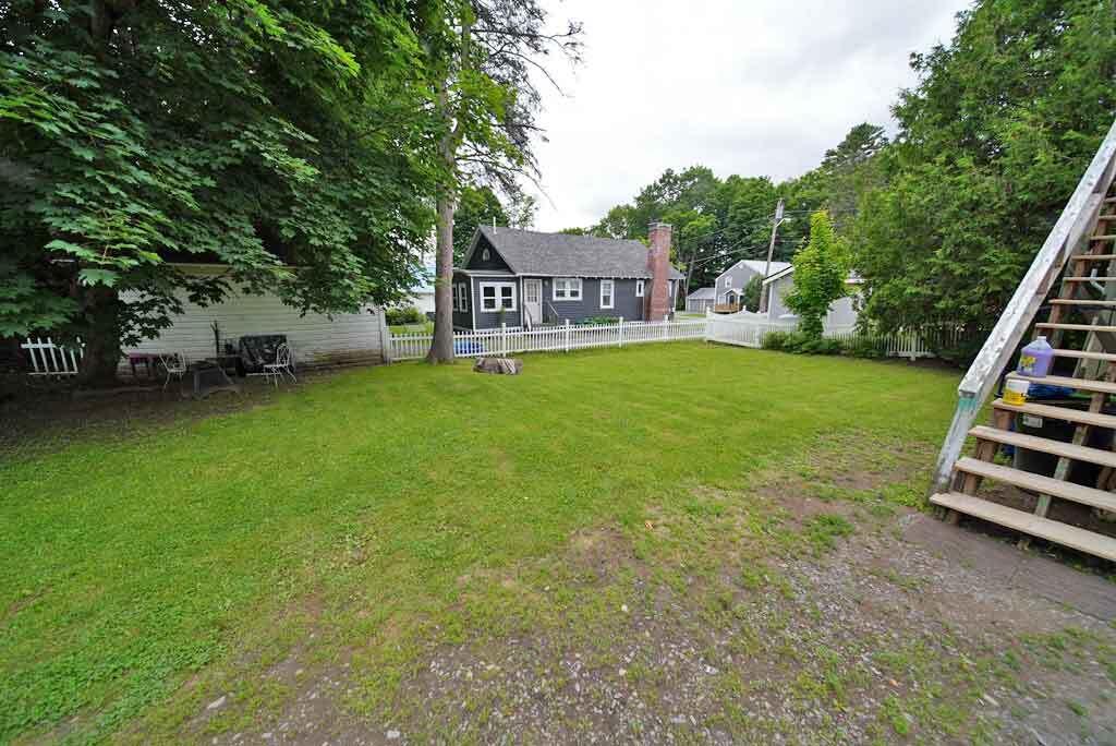 49 Pleasant Street Property Photo 4