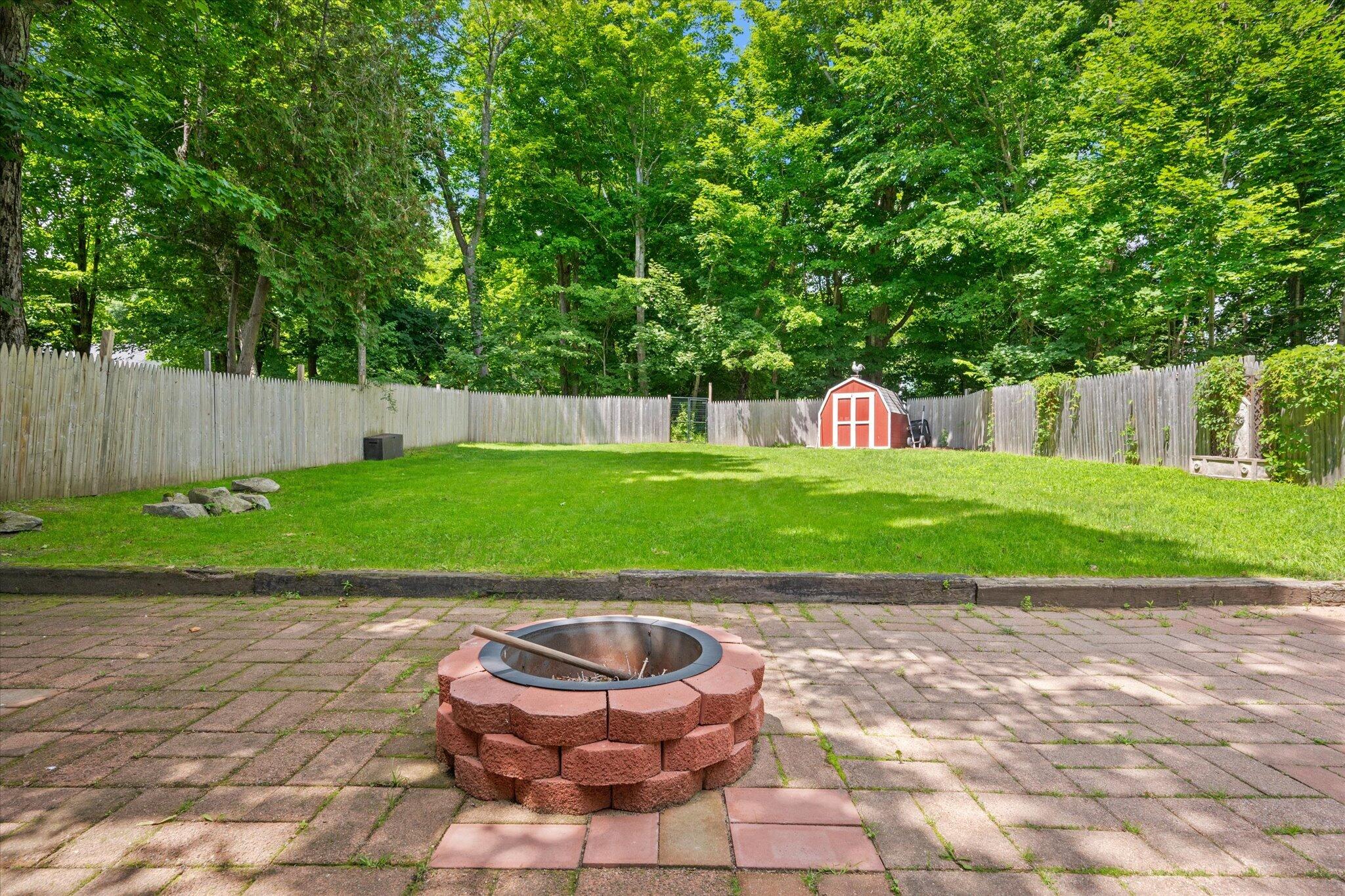 137 Main Street Property Photo 6