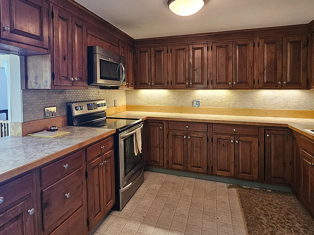 190 Heath Road Property Photo 36