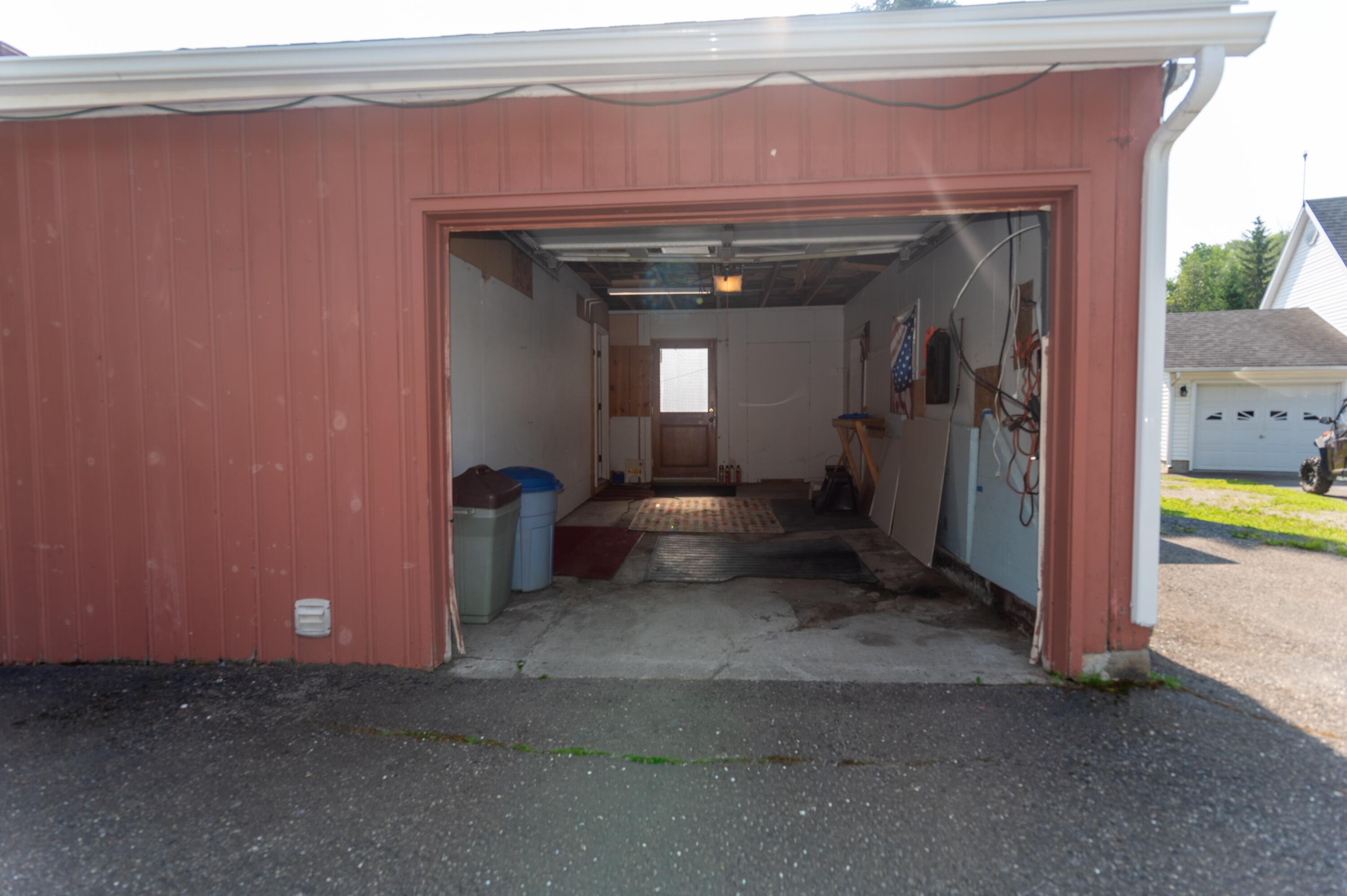 4 School Street Property Photo 10