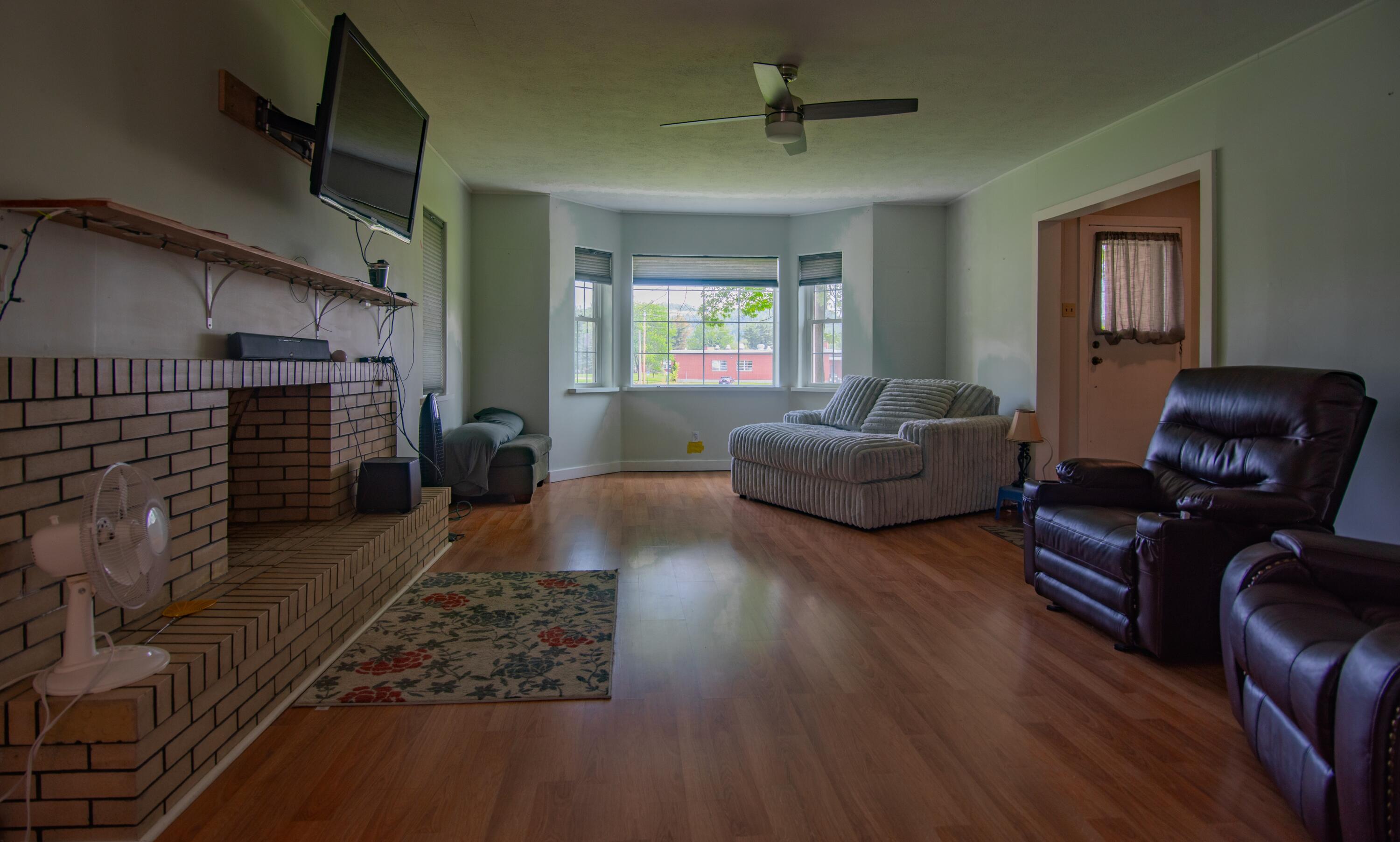 4 School Street Property Photo 24