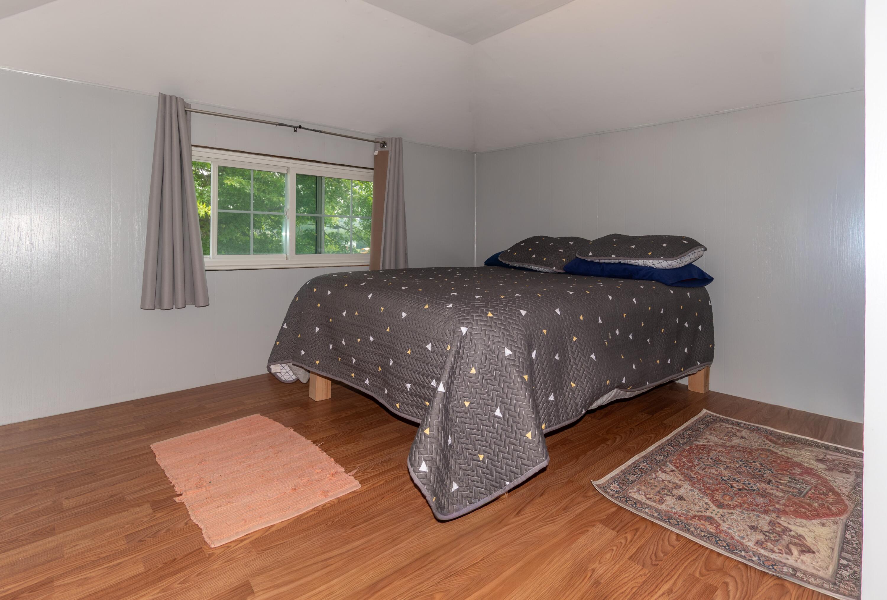 4 School Street Property Photo 34