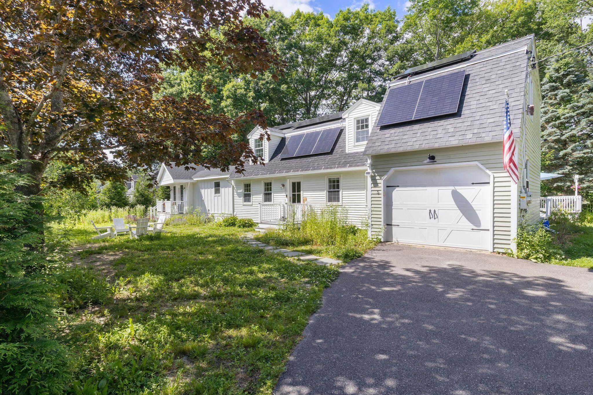 5 Winterbrook Drive Property Photo 1