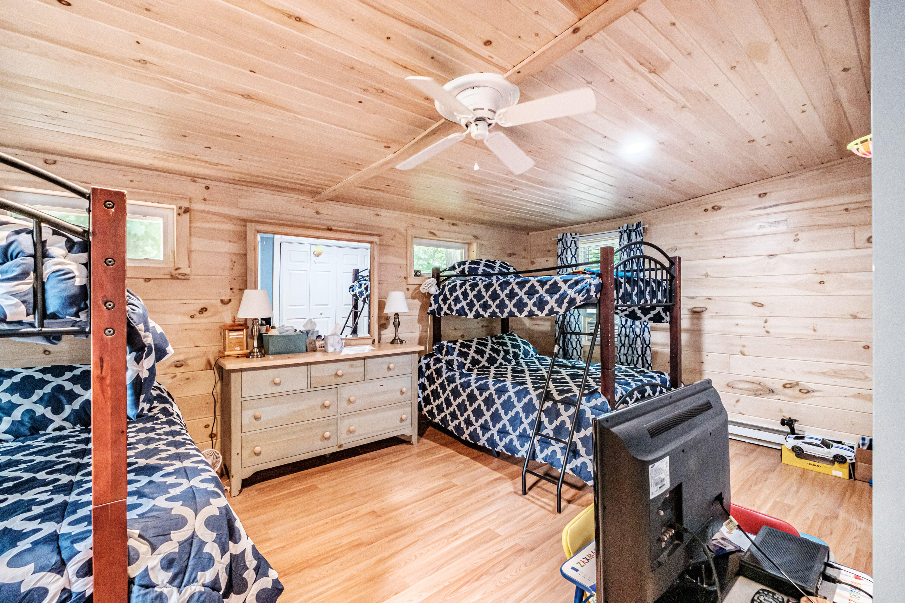 5 Donna Avenue Property Photo 2