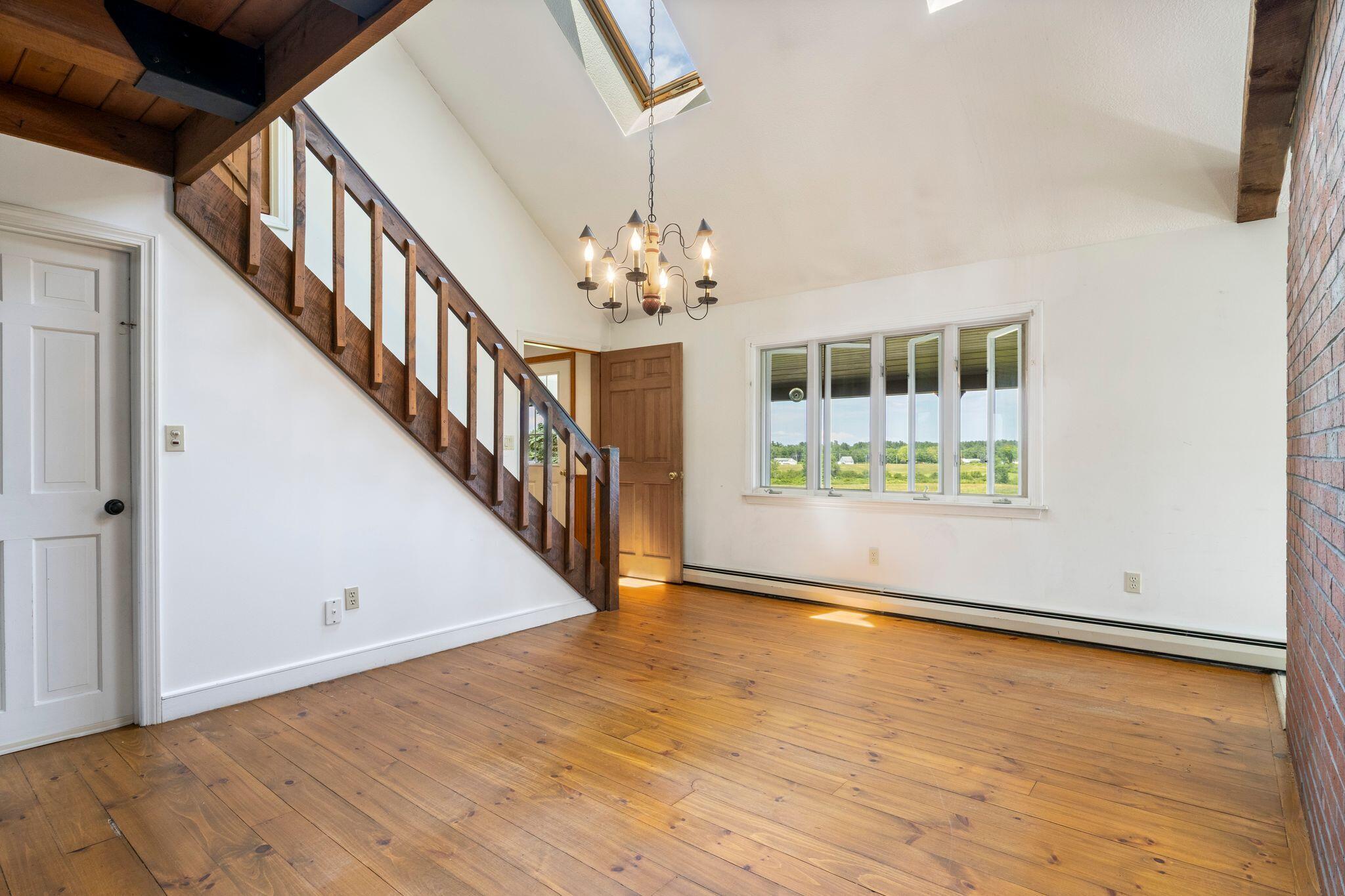 71 Dennett Road Property Photo 9