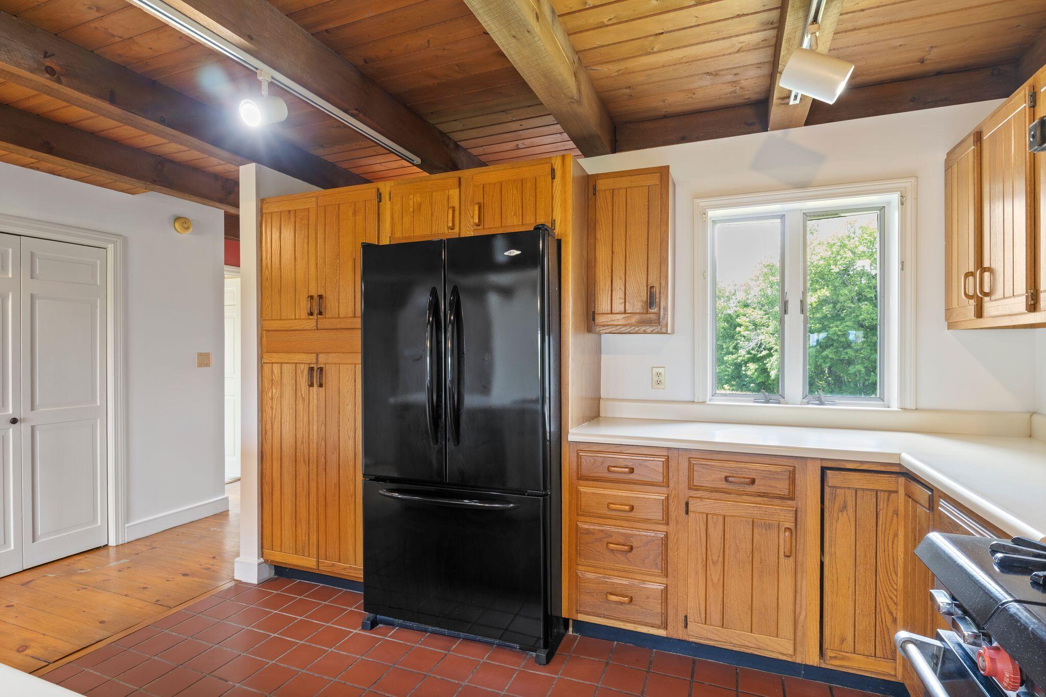 71 Dennett Road Property Photo 16