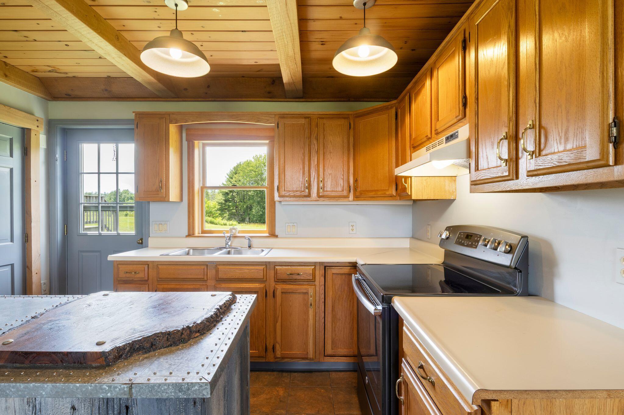 71 Dennett Road Property Photo 44