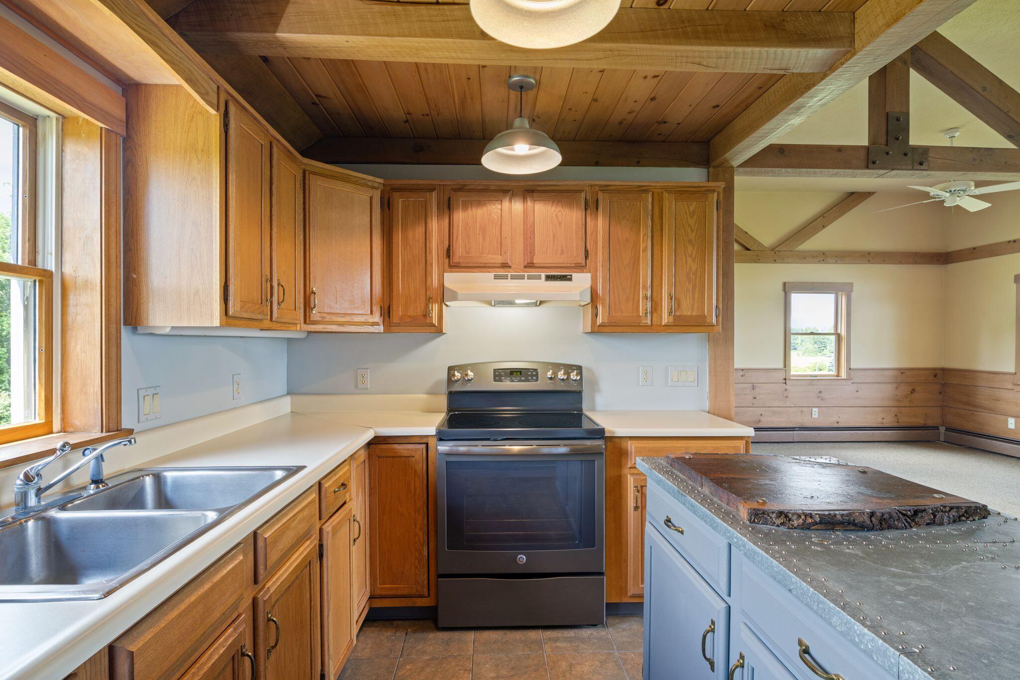 71 Dennett Road Property Photo 45