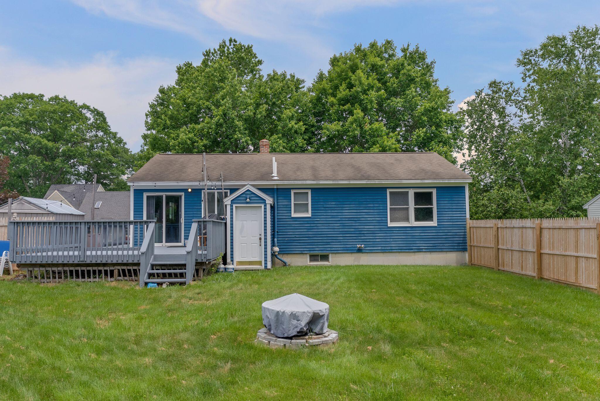 106 Beverly Street Property Photo 5