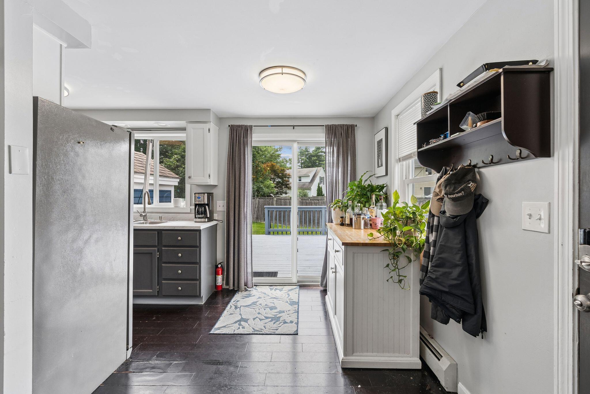 106 Beverly Street Property Photo 10