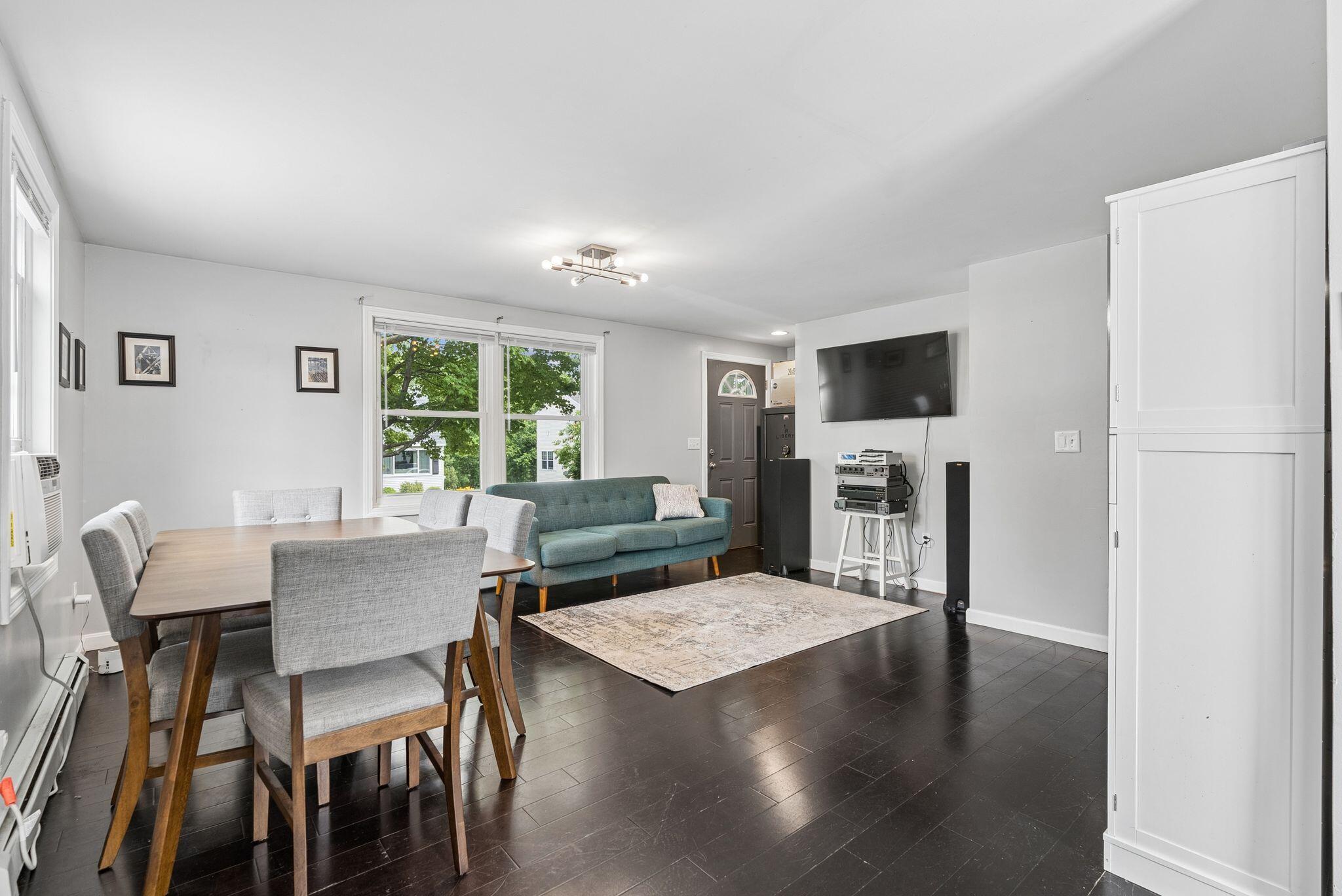 106 Beverly Street Property Photo 14
