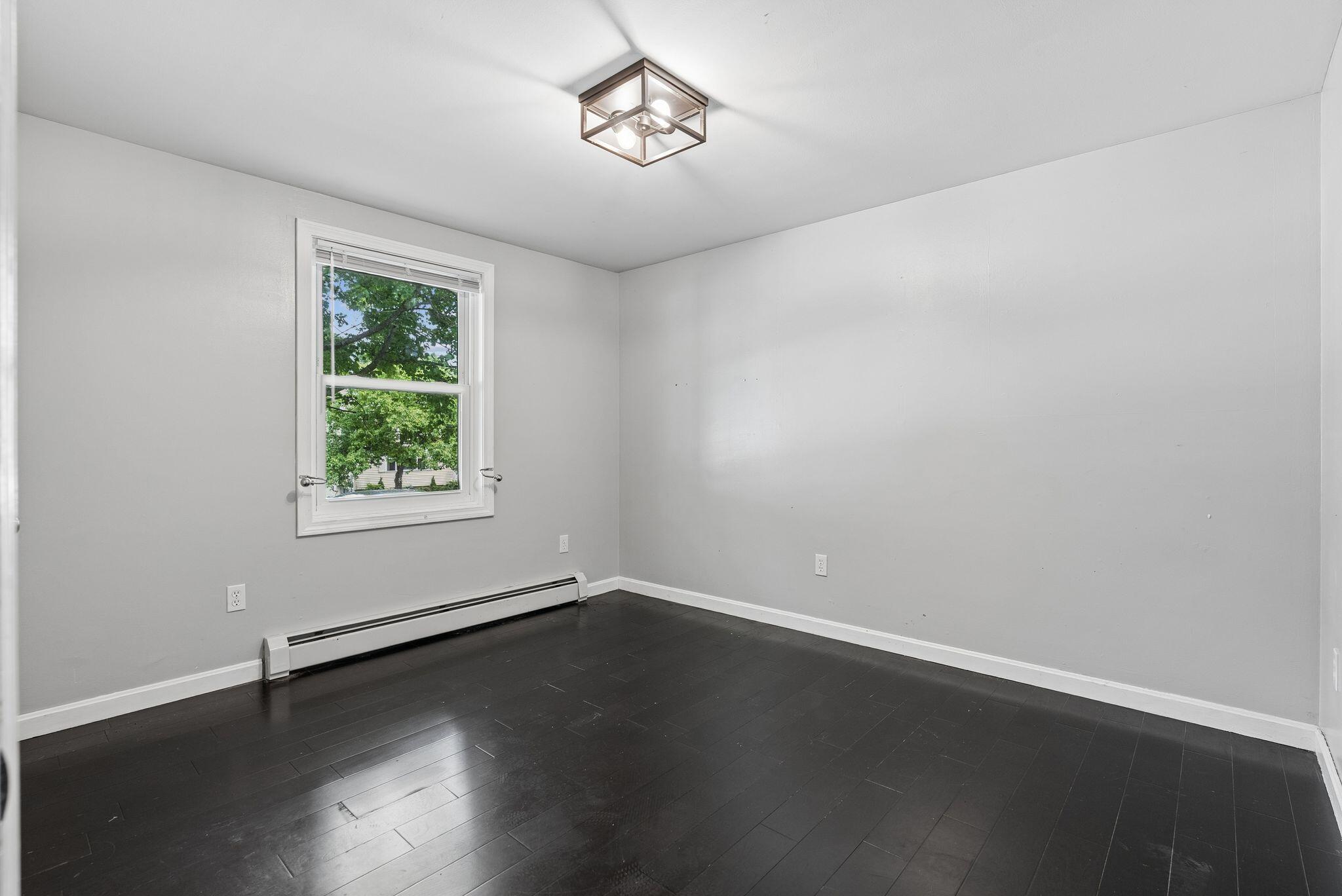 106 Beverly Street Property Photo 21