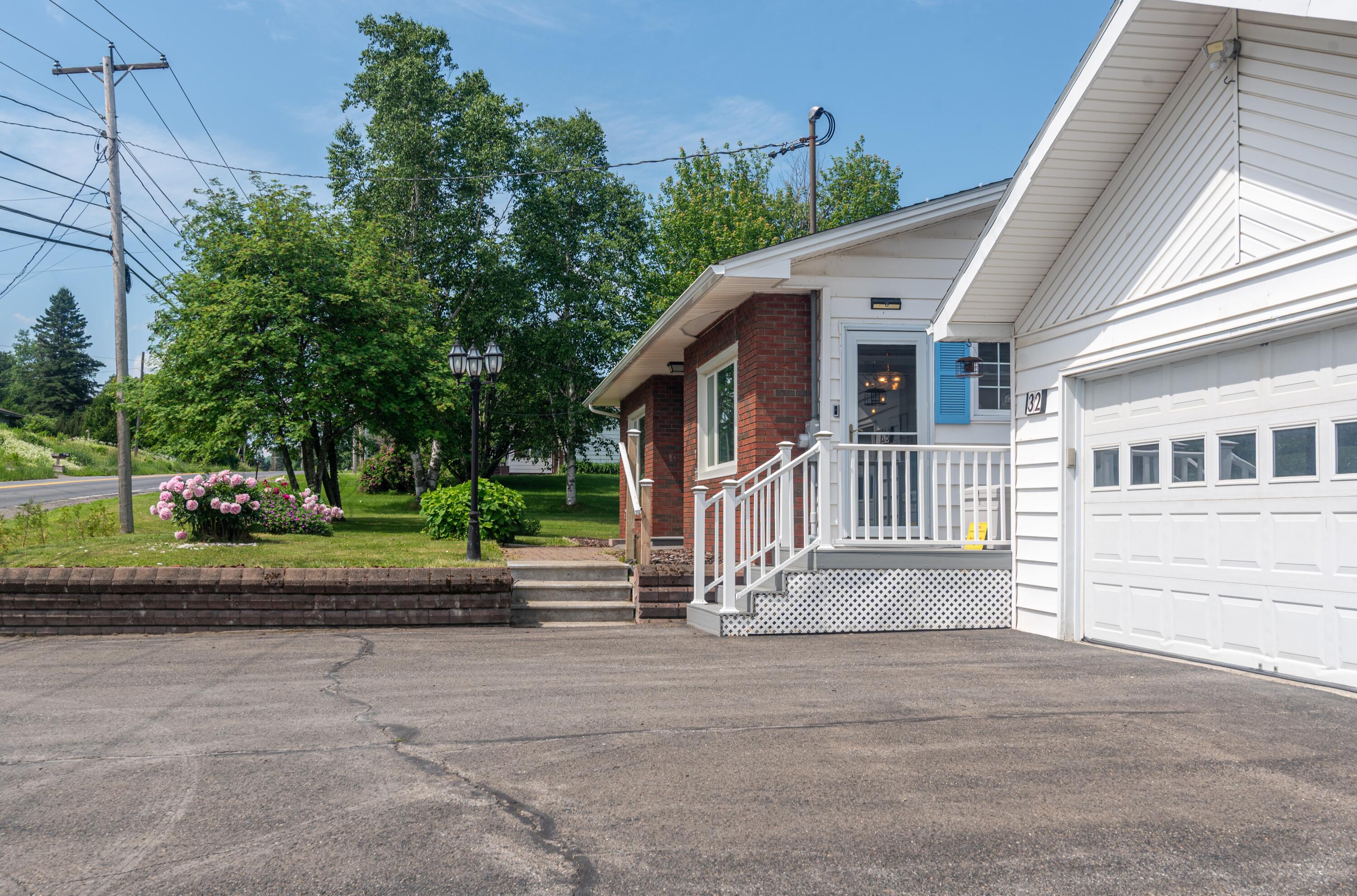 32 Us Route 1 Property Photo 3