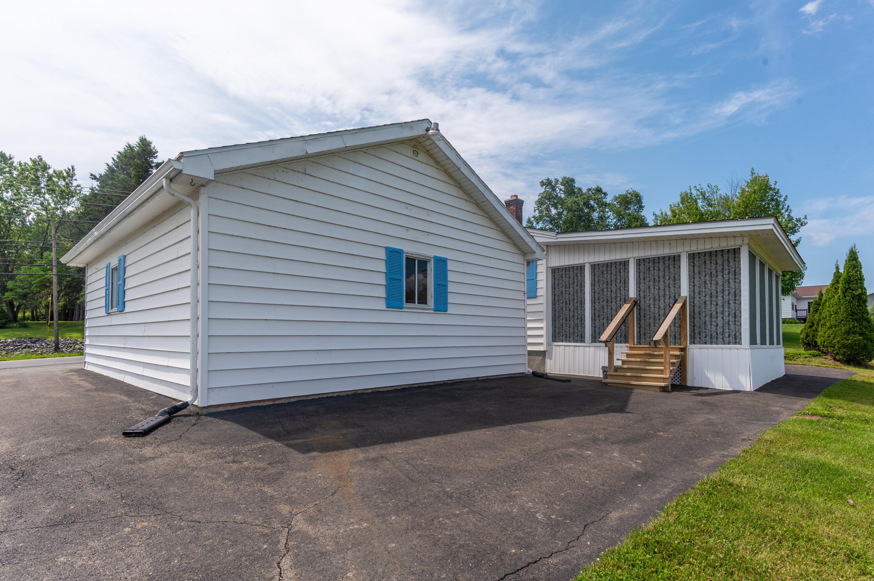 32 Us Route 1 Property Photo 5