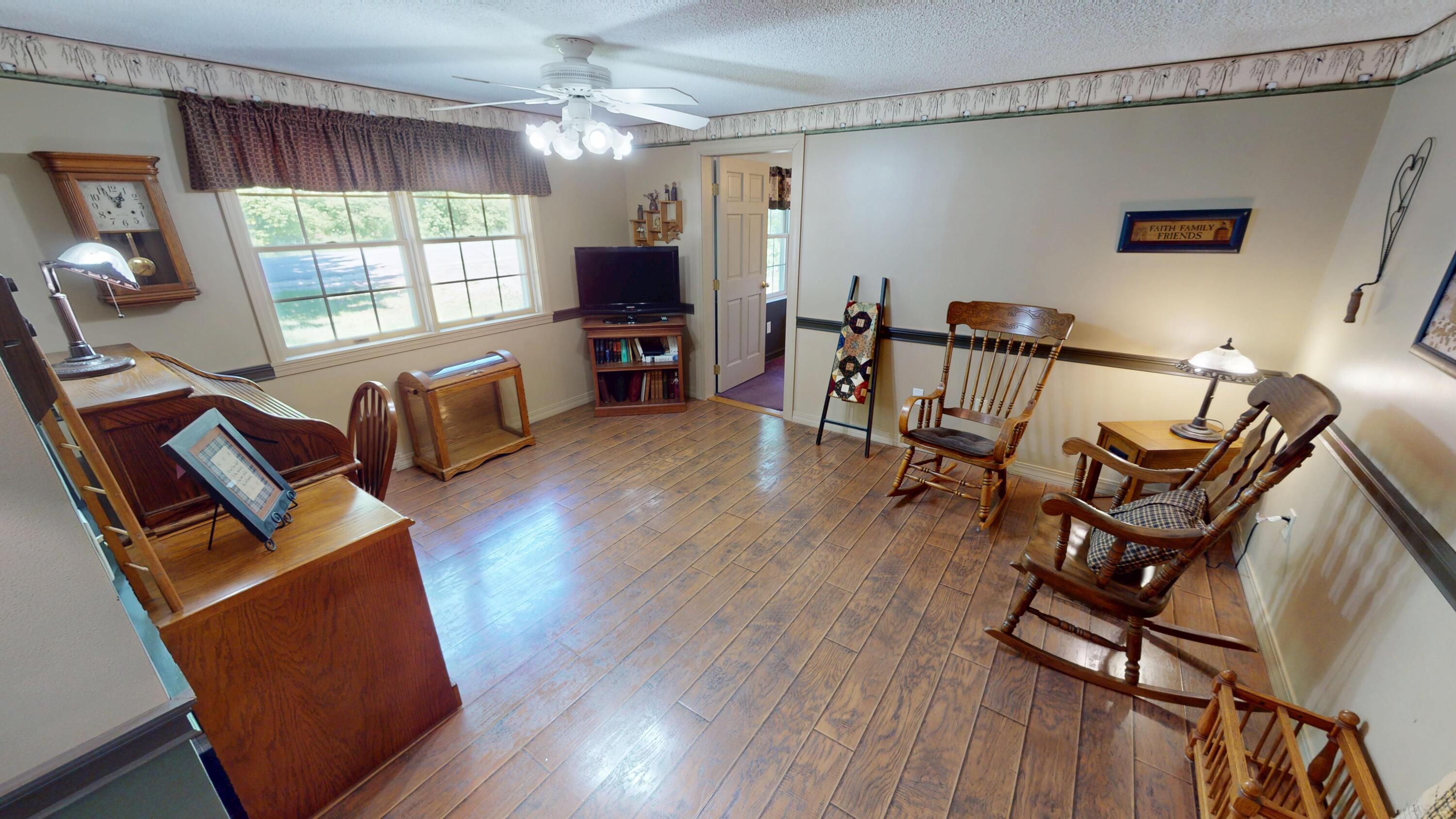 201 Bean Street Property Photo 15