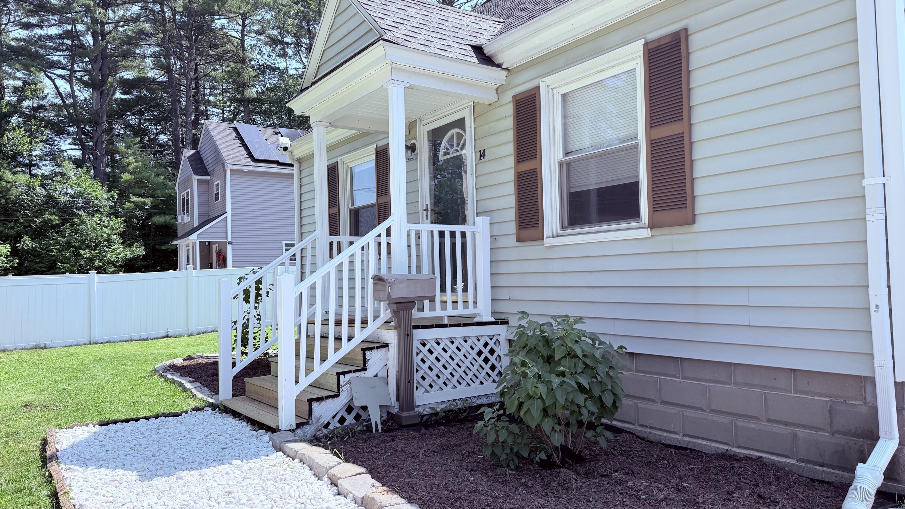 14 Castine Avenue Property Photo 3