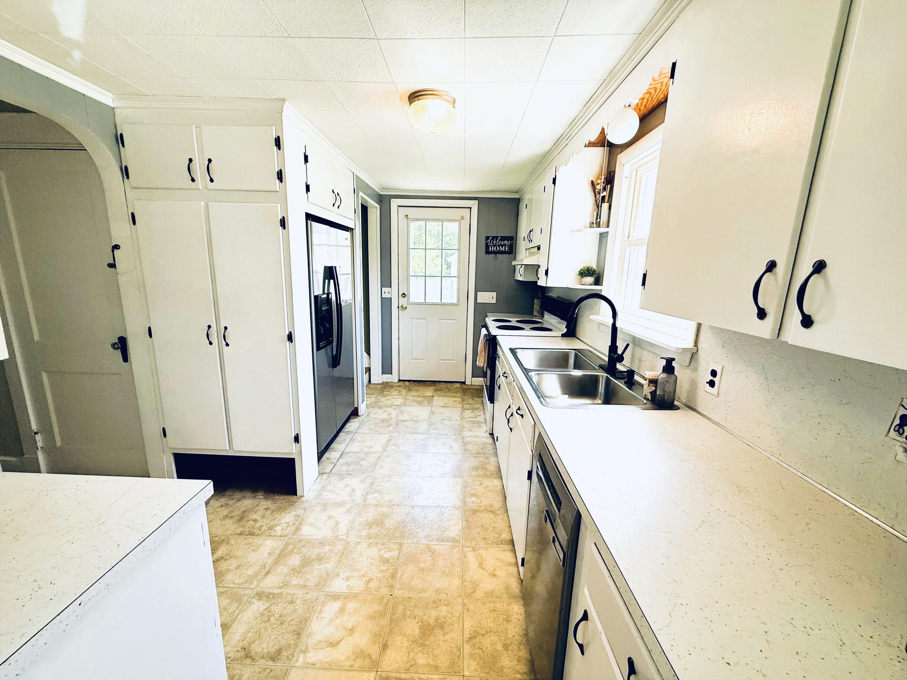 14 Castine Avenue Property Photo 14